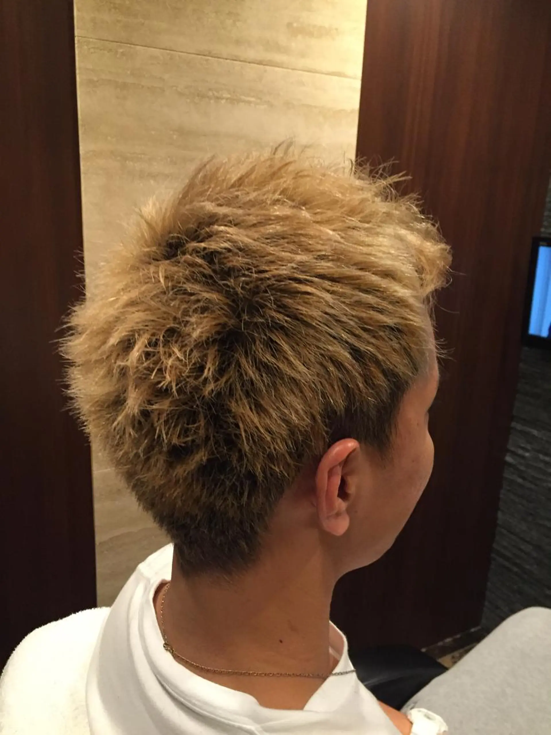 ショート 近藤 真のヘアスタイル