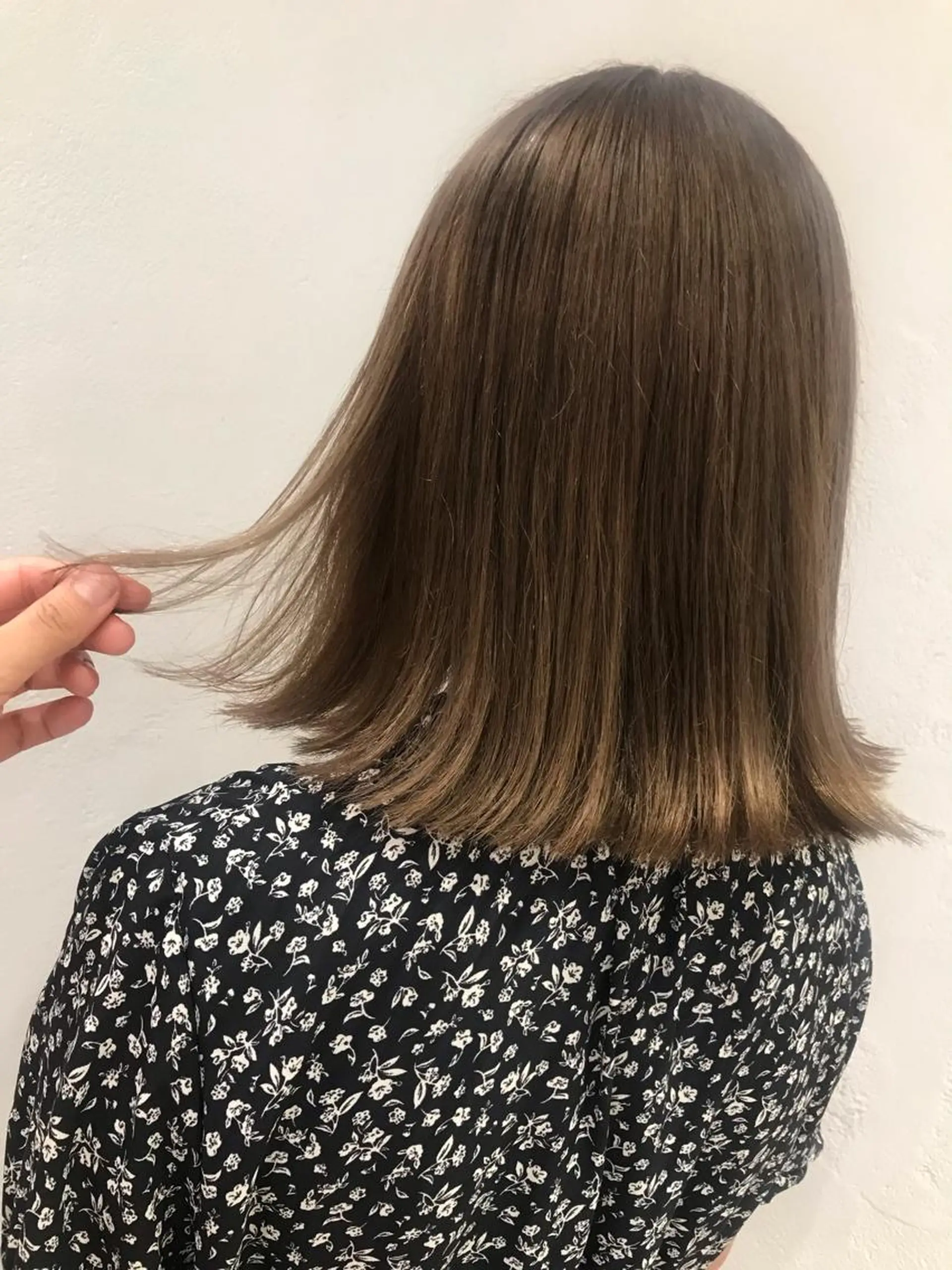 セミロング 🫧透明感カラー/ ボブ/小笠原🪽のヘアスタイル