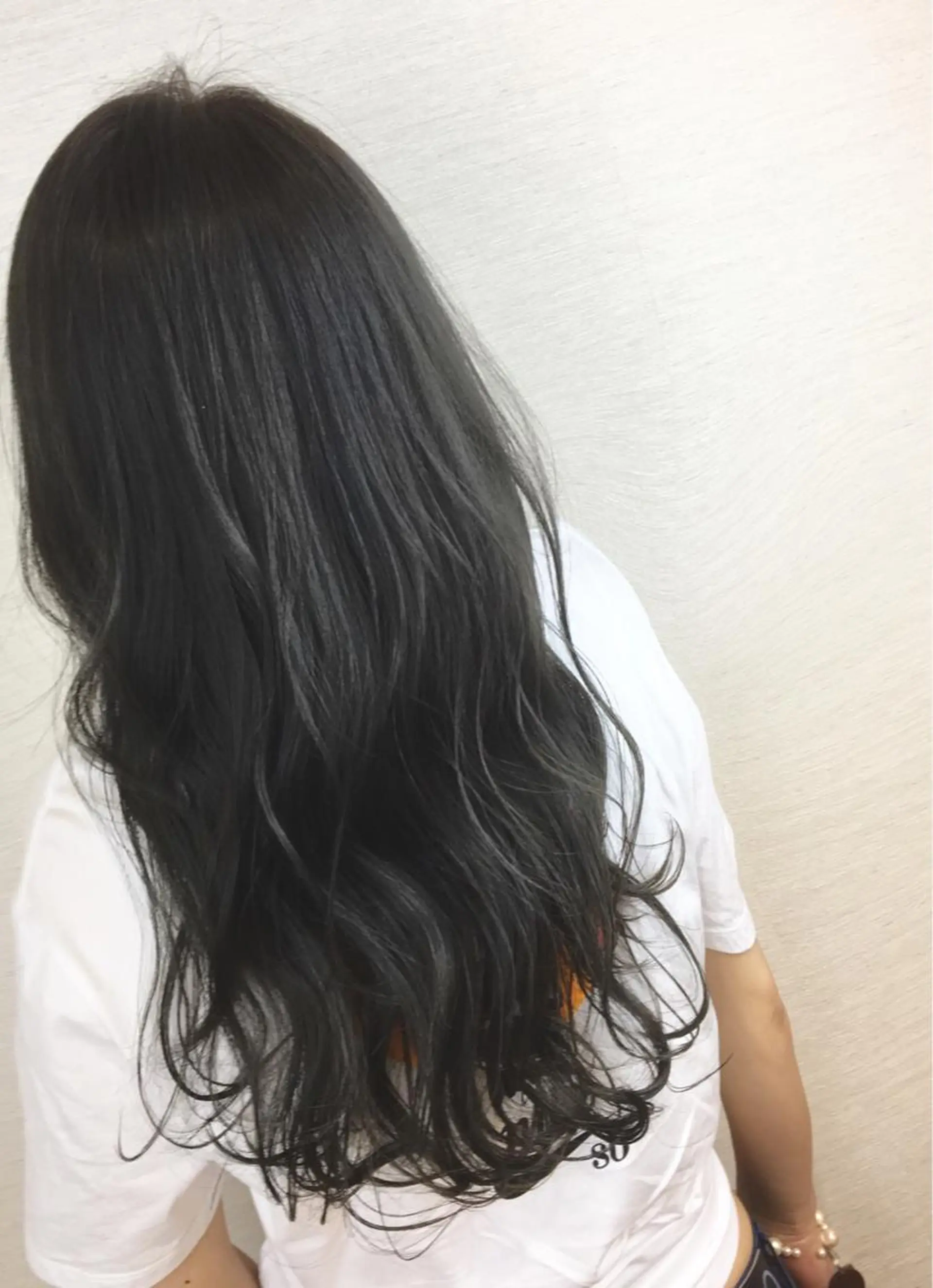 ロング ブリーチなしダブル/ レイヤーカット 小棹のヘアスタイル