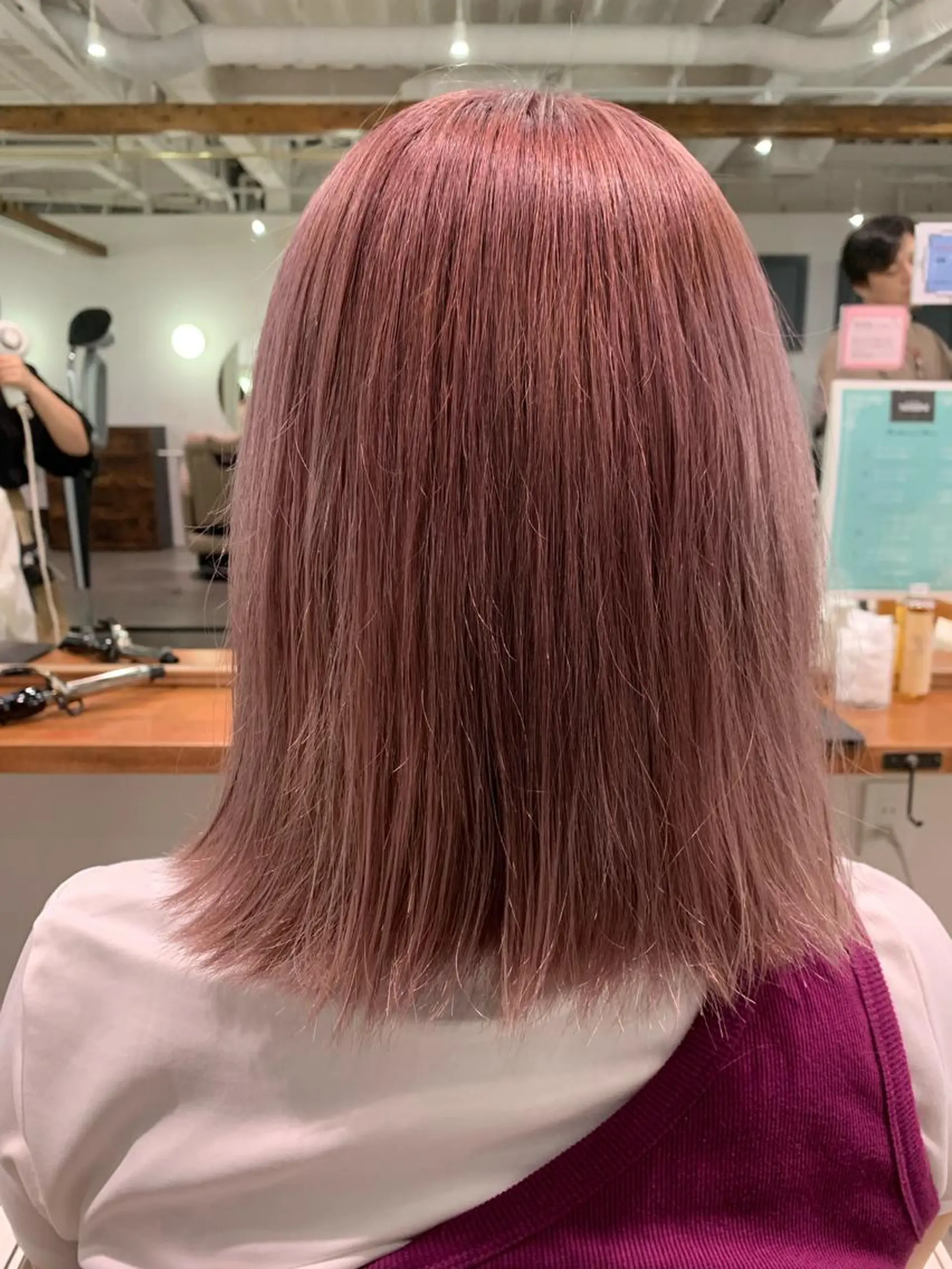 セミロング カラー 指名支持率NO.1 スタイリストのヘアスタイル