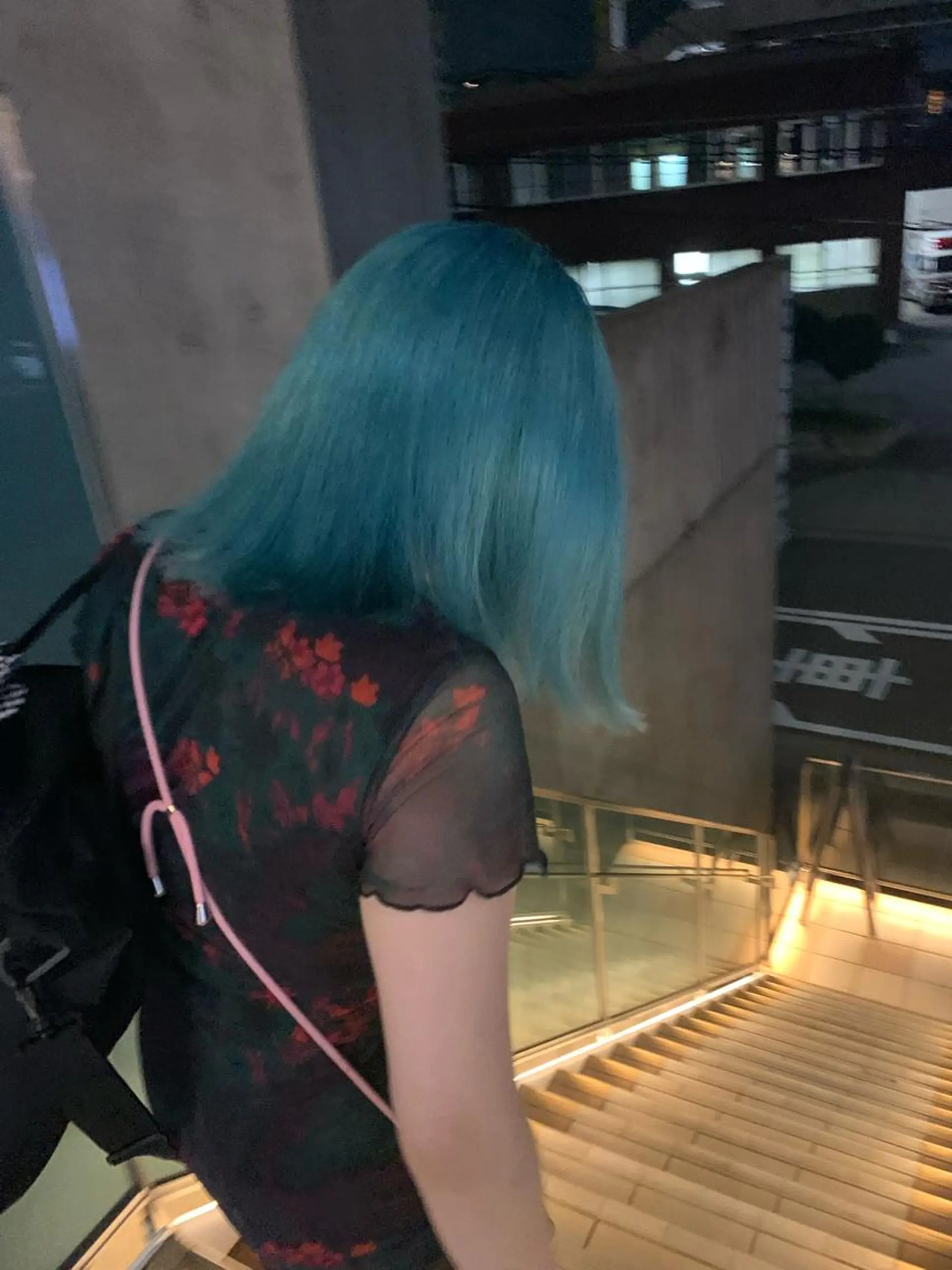 ミディアム カラー 牧内 拓のヘアスタイル