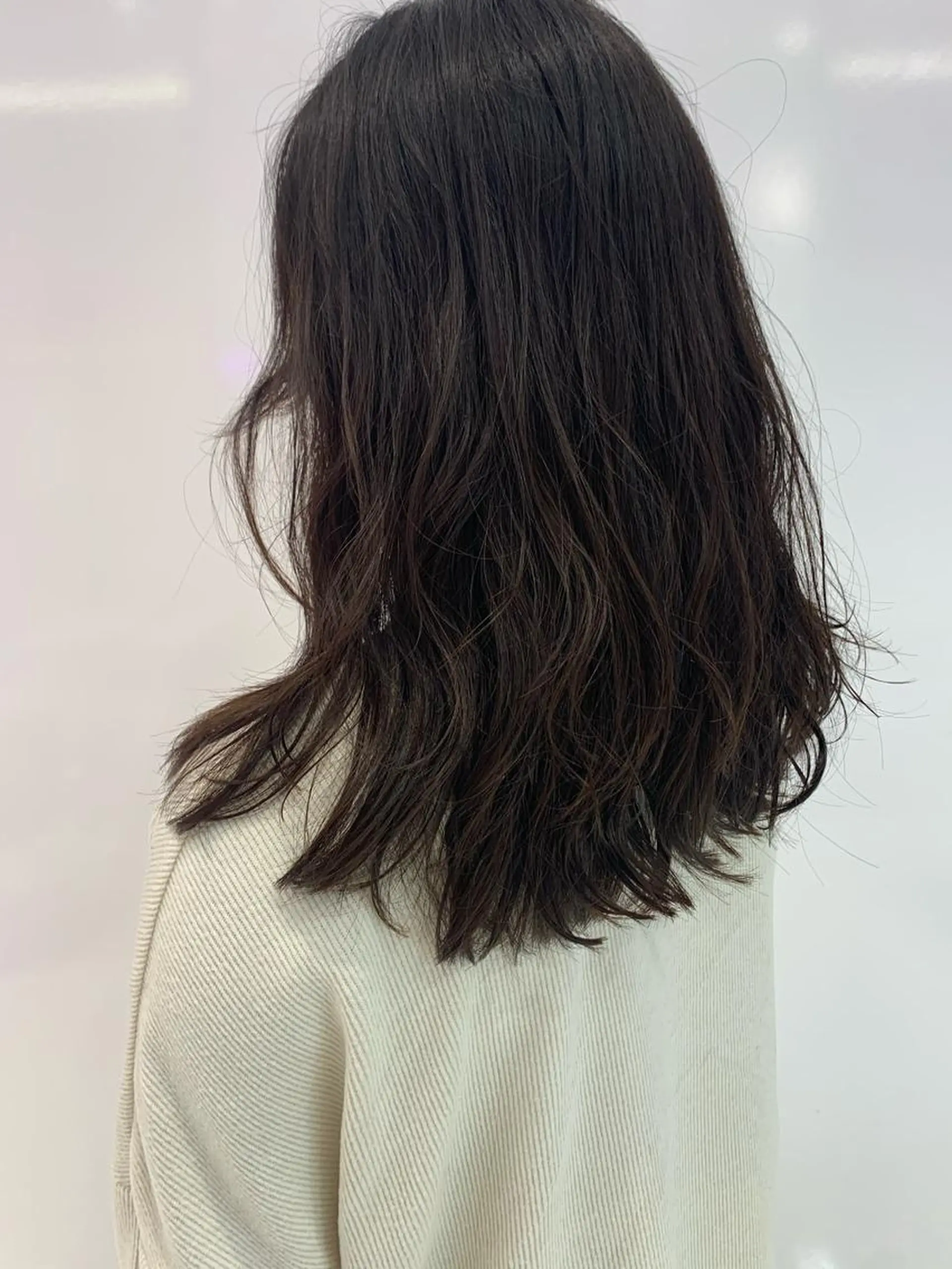 ミディアム ハッシュカット/ハイ トーン/MANAMIのヘアスタイル