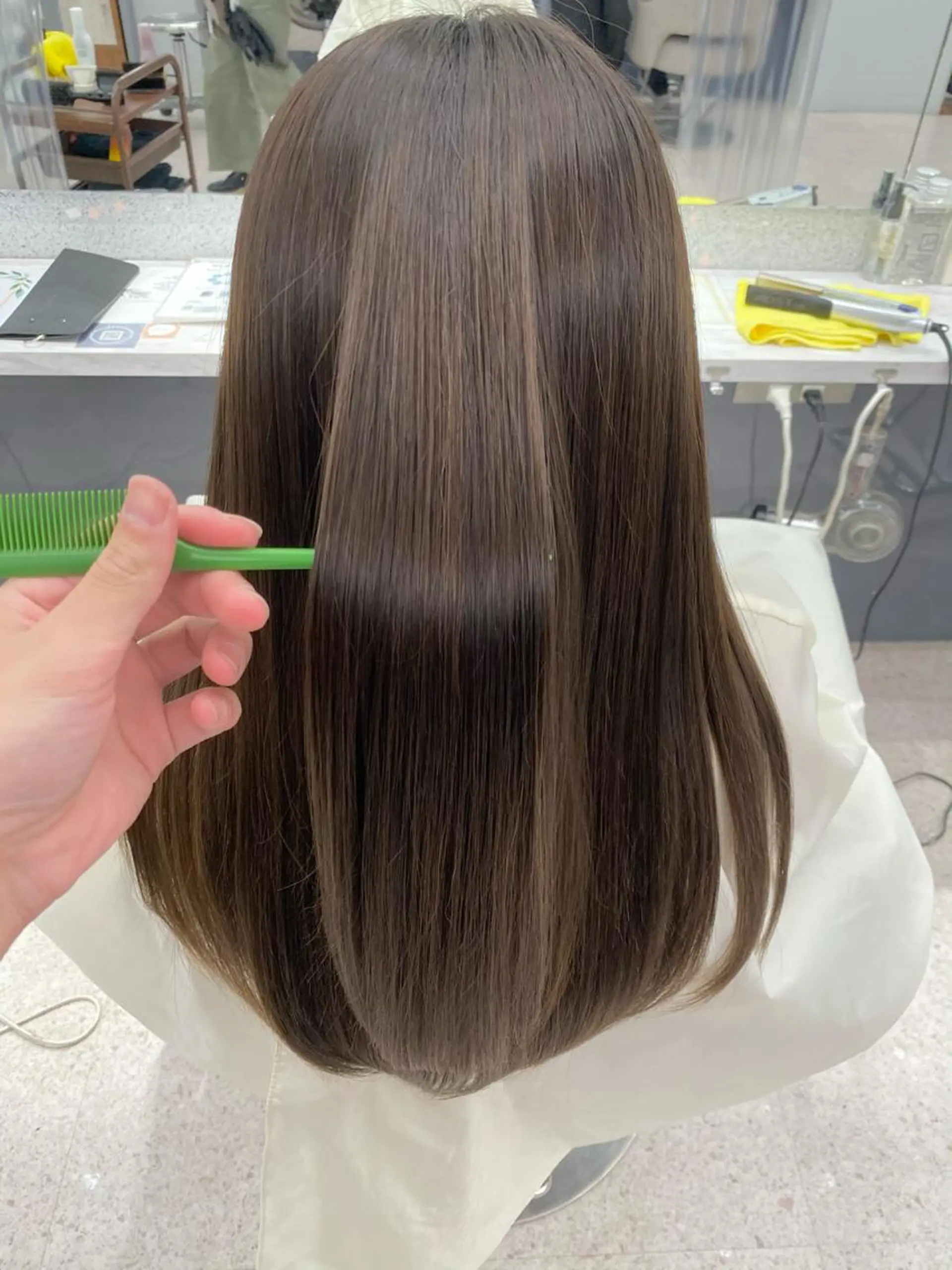 ミディアム ハイライト 髪質改善 小顔カット 京都レイヤーカット/ 縮毛矯正/羽柴りくのヘアスタイル