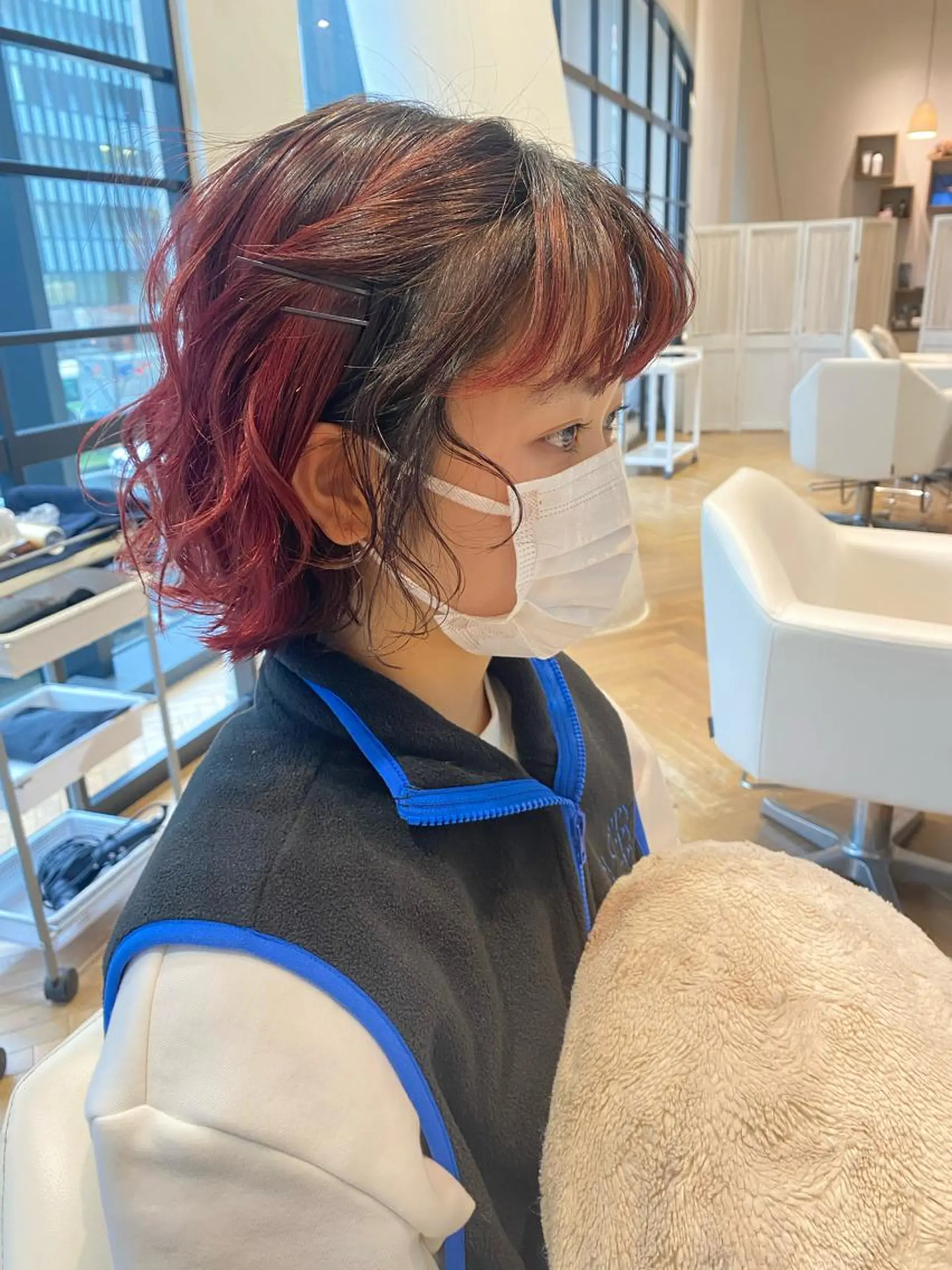 カラー 増井 彩乃のヘアスタイル