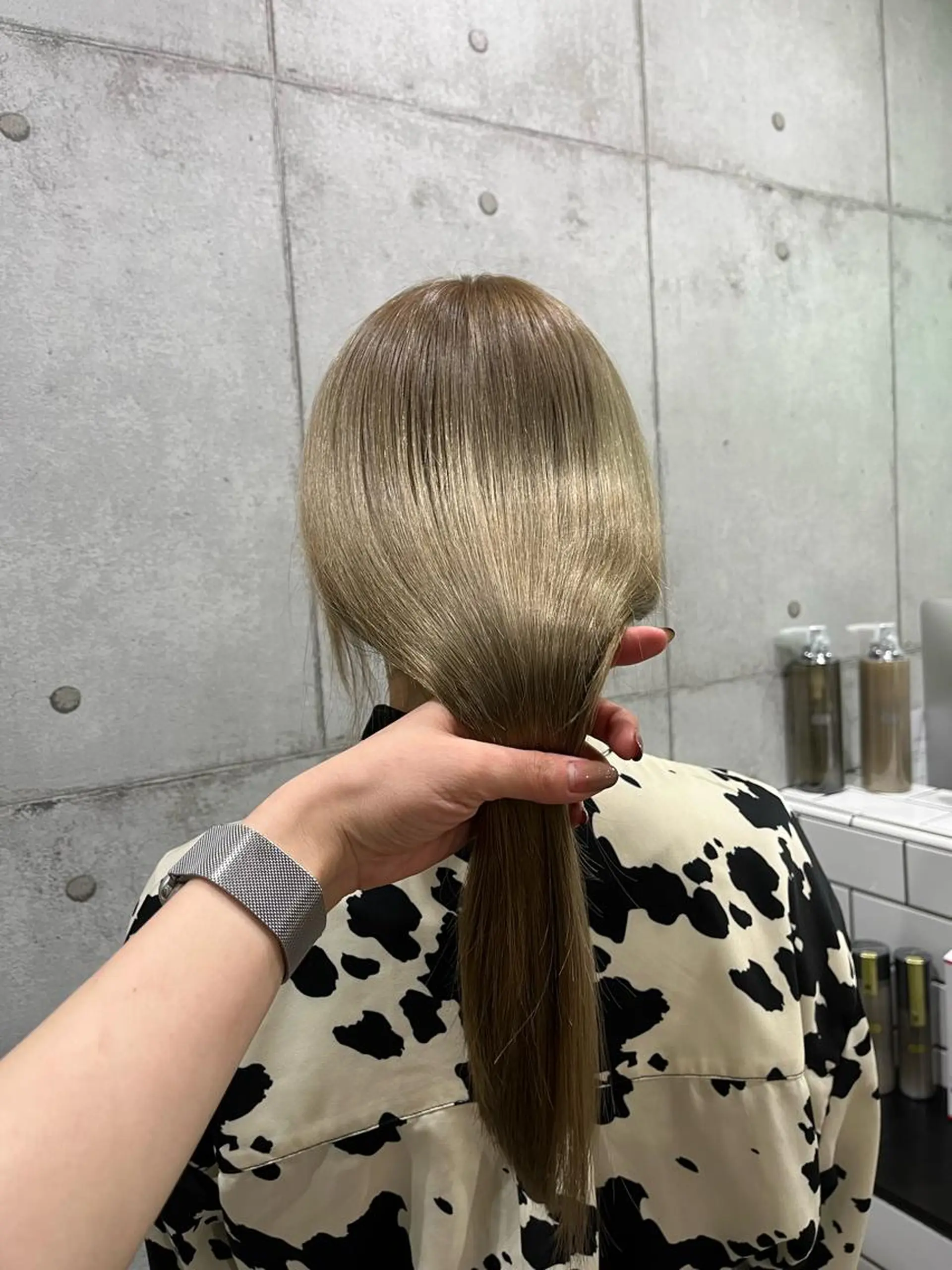 ロング カラー カット ヘアカラー トリートメント ヘアセット newi赤羽 HINATAのヘアスタイル