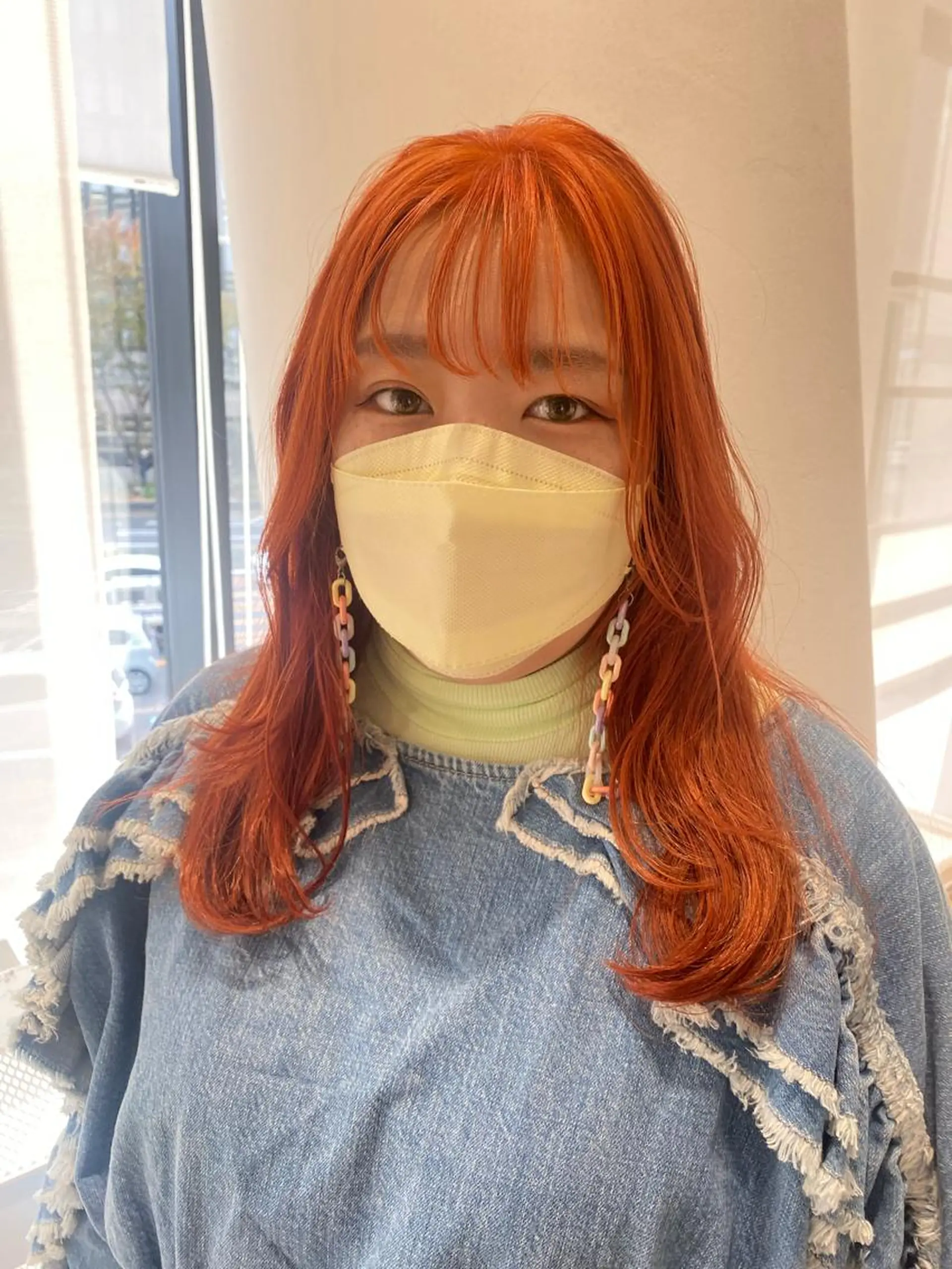 セミロング カラー ブリーチ 増井 彩乃のヘアスタイル