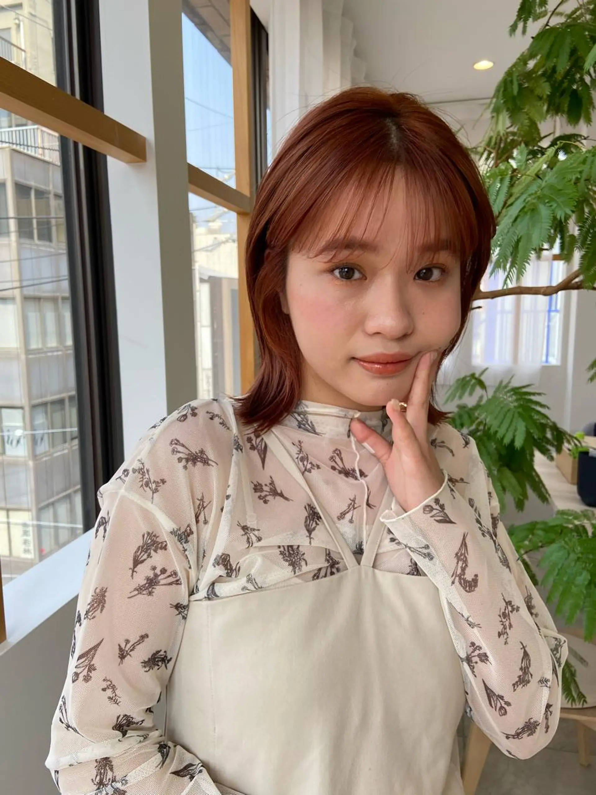 ミディアム カラー ヘアアレンジ カット ヘアカラー トリートメント 田中 あやなのヘアスタイル