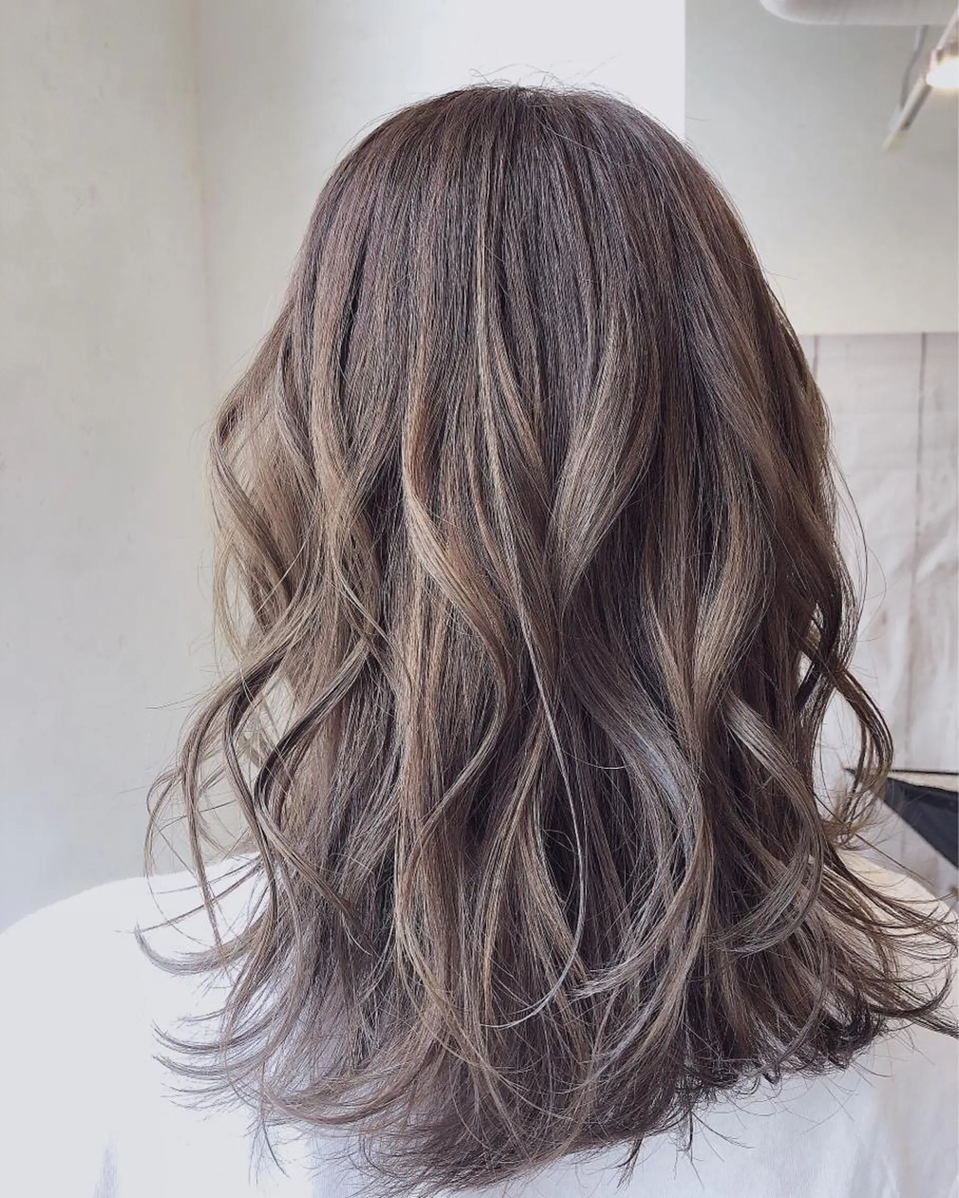 ミディアム TOWA 野村　コウダイのヘアスタイル