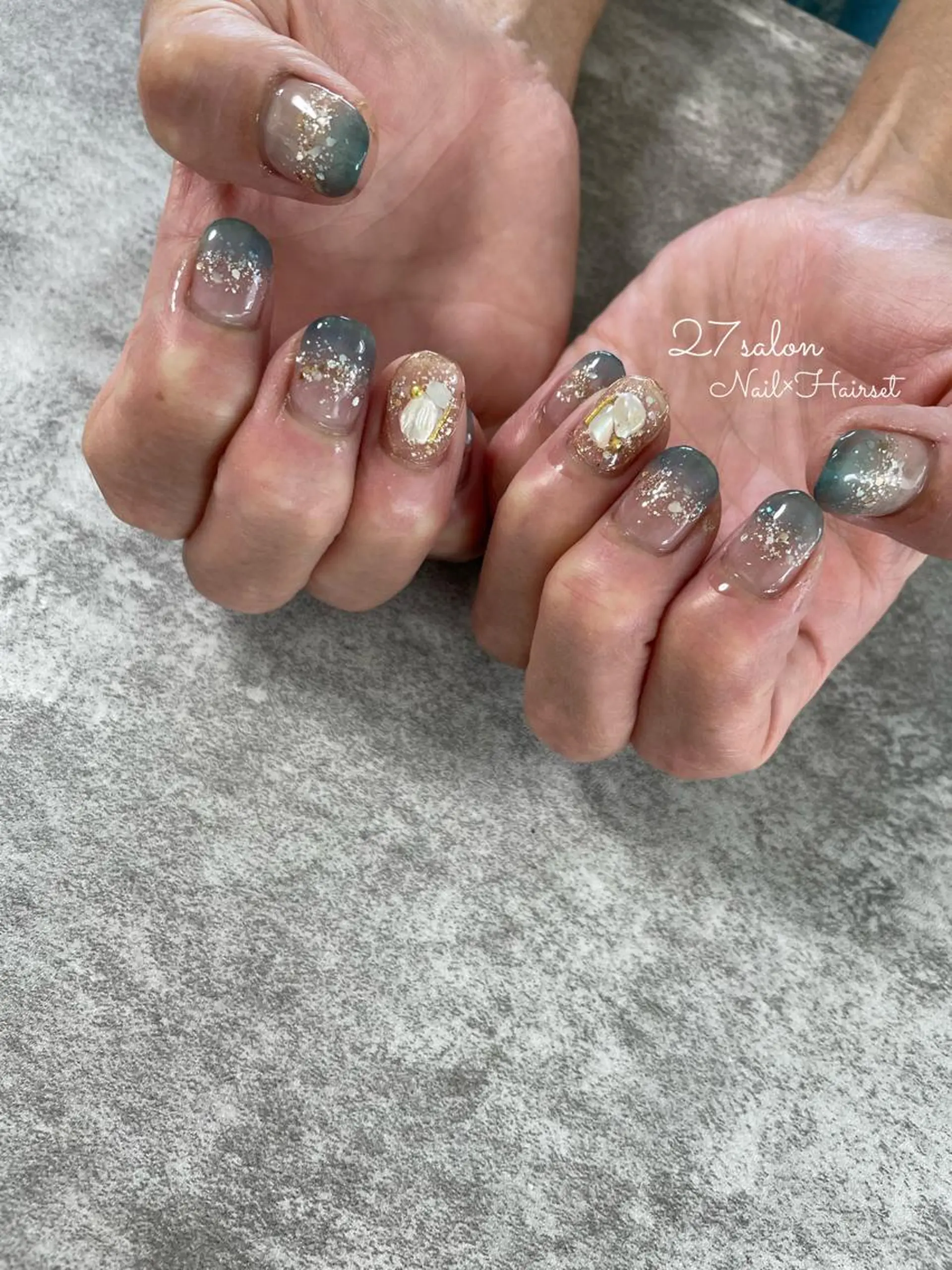 ネイル グラデーション ラメ(グリッター) ラメグラデーション 夏ネイル 27salon yuinaのネイルデザイン