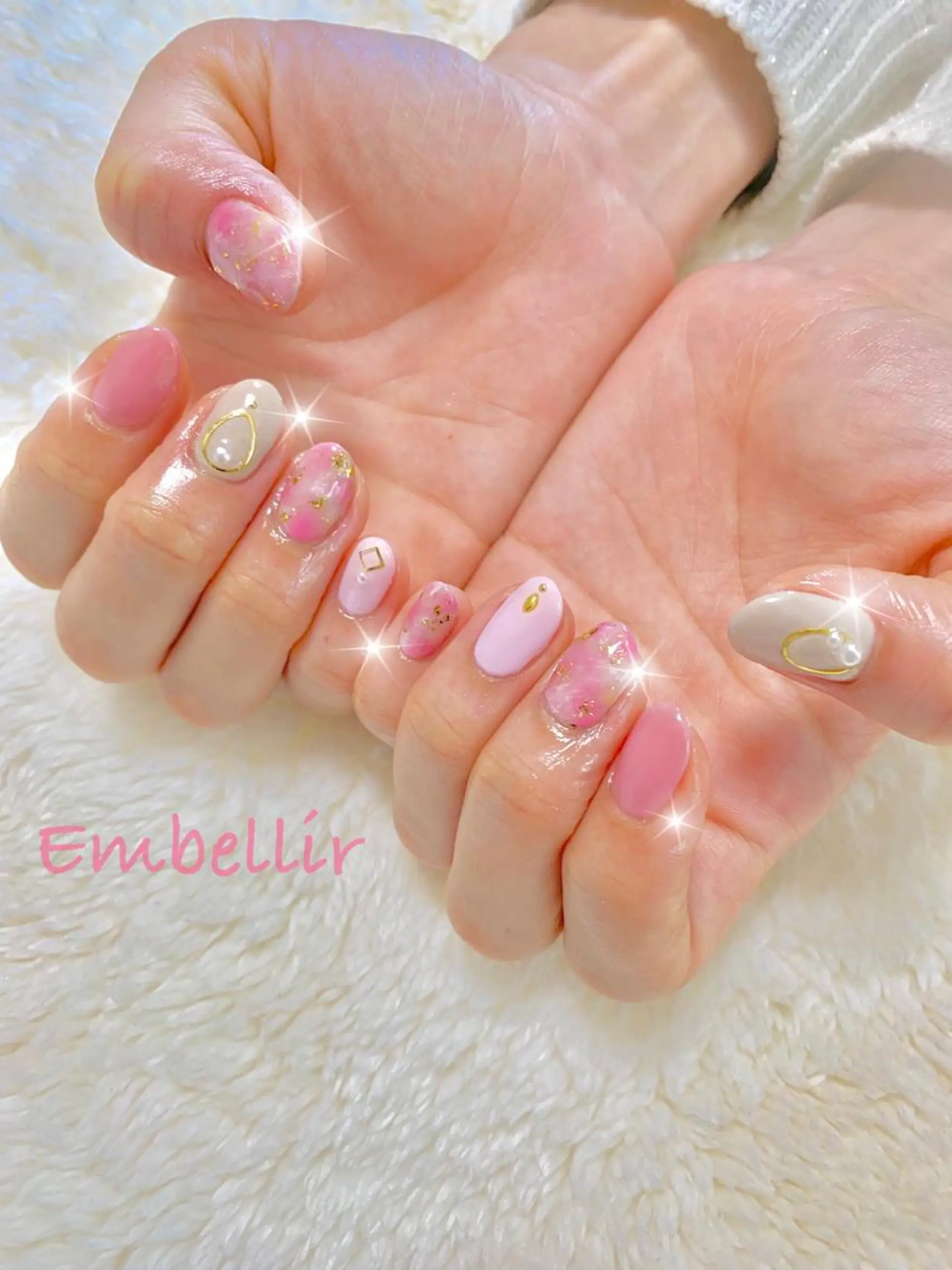 ネイル アートネイル 夏ネイル EMILUCA 北河希のエステ・リラクイメージ