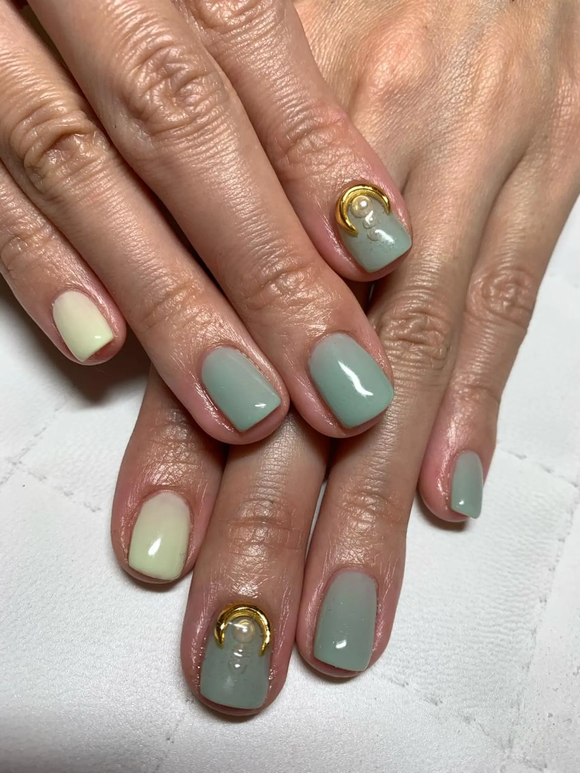 ネイル ピスタチオネイル 髙城 亜紀のネイルデザイン