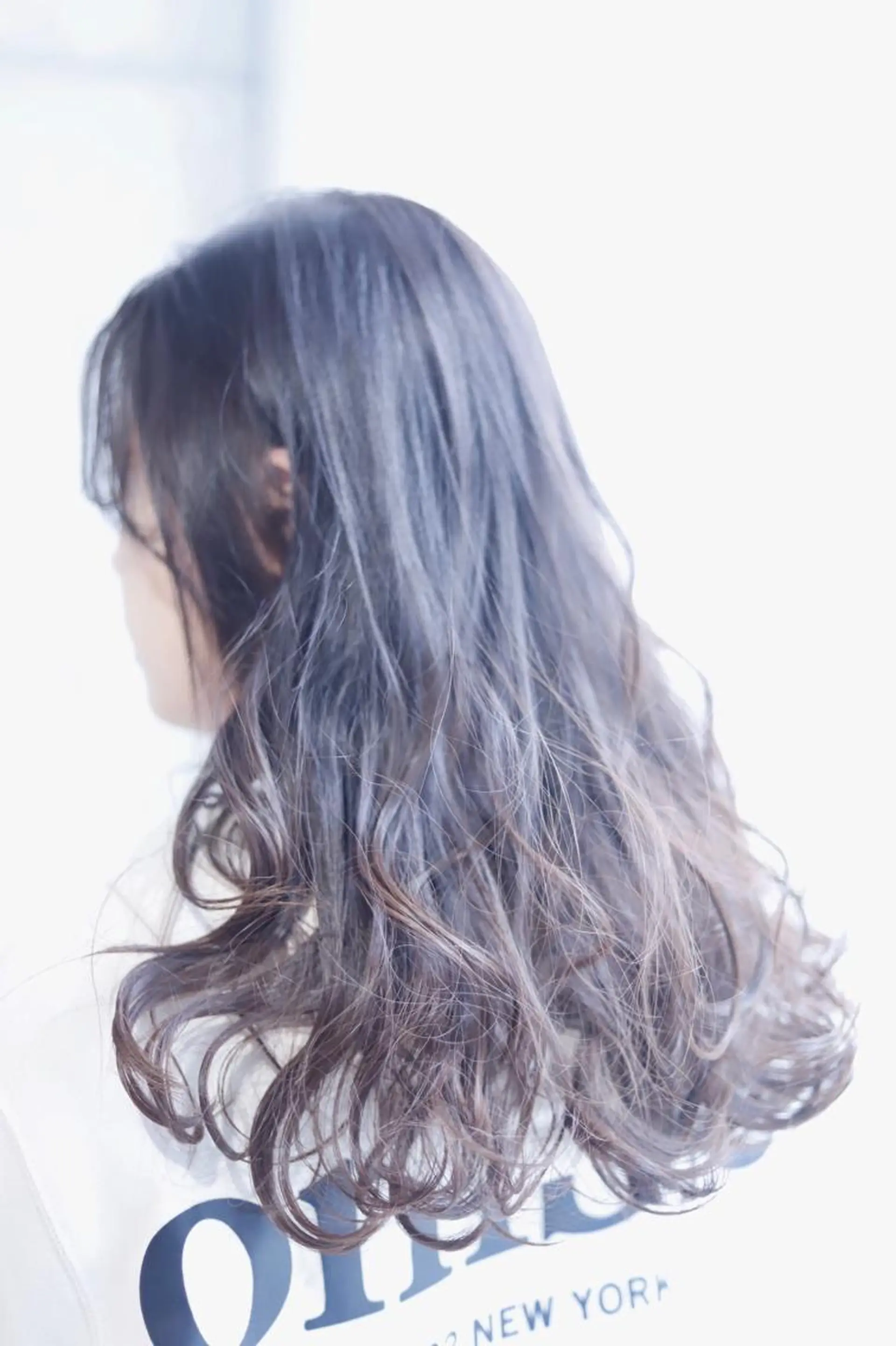 ロング カラー アッシュ カット ヘアカラー トリートメント アドミラルYoshi oのヘアスタイル