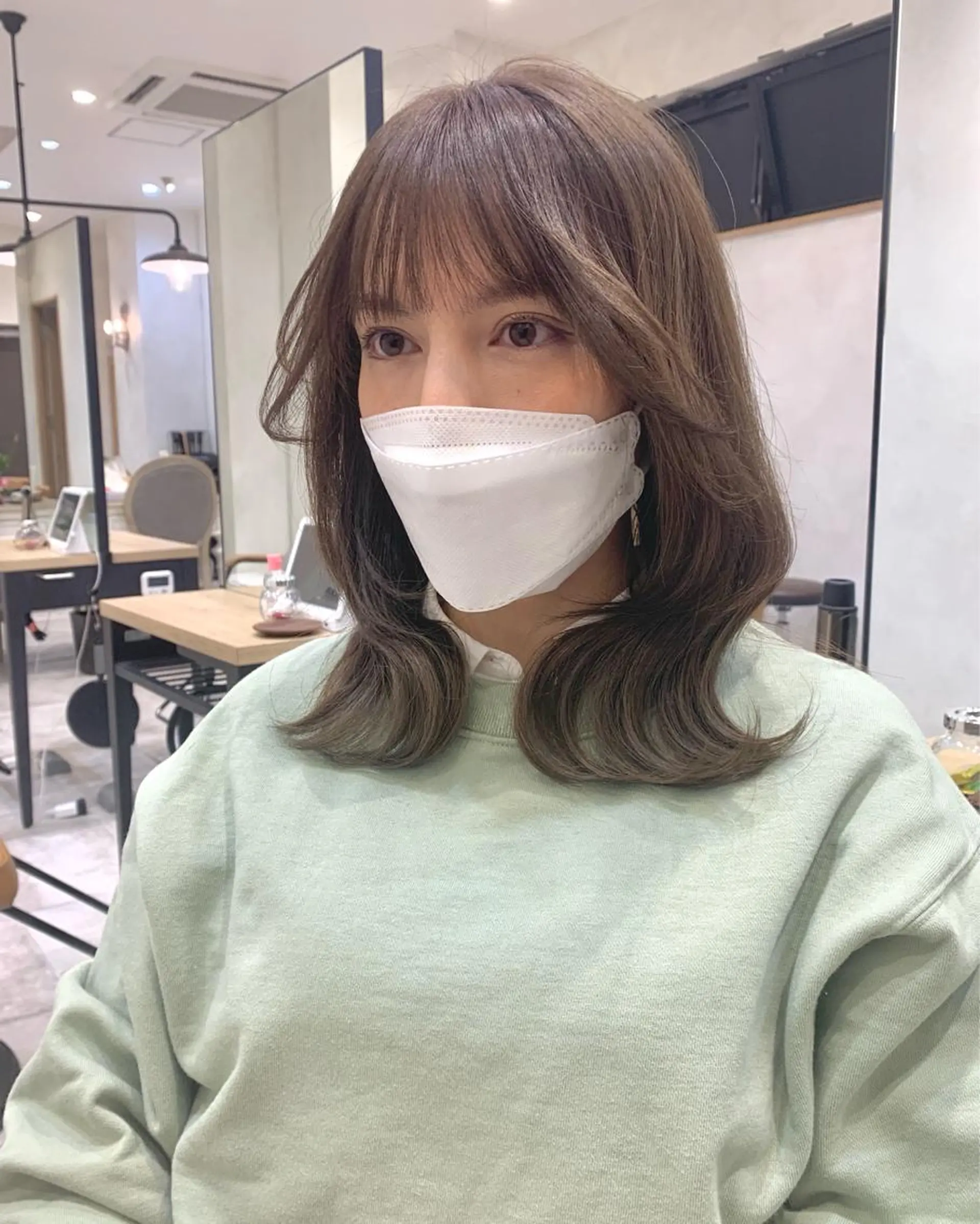セミロング ima所属・ima代表 ニヘイのヘアスタイル