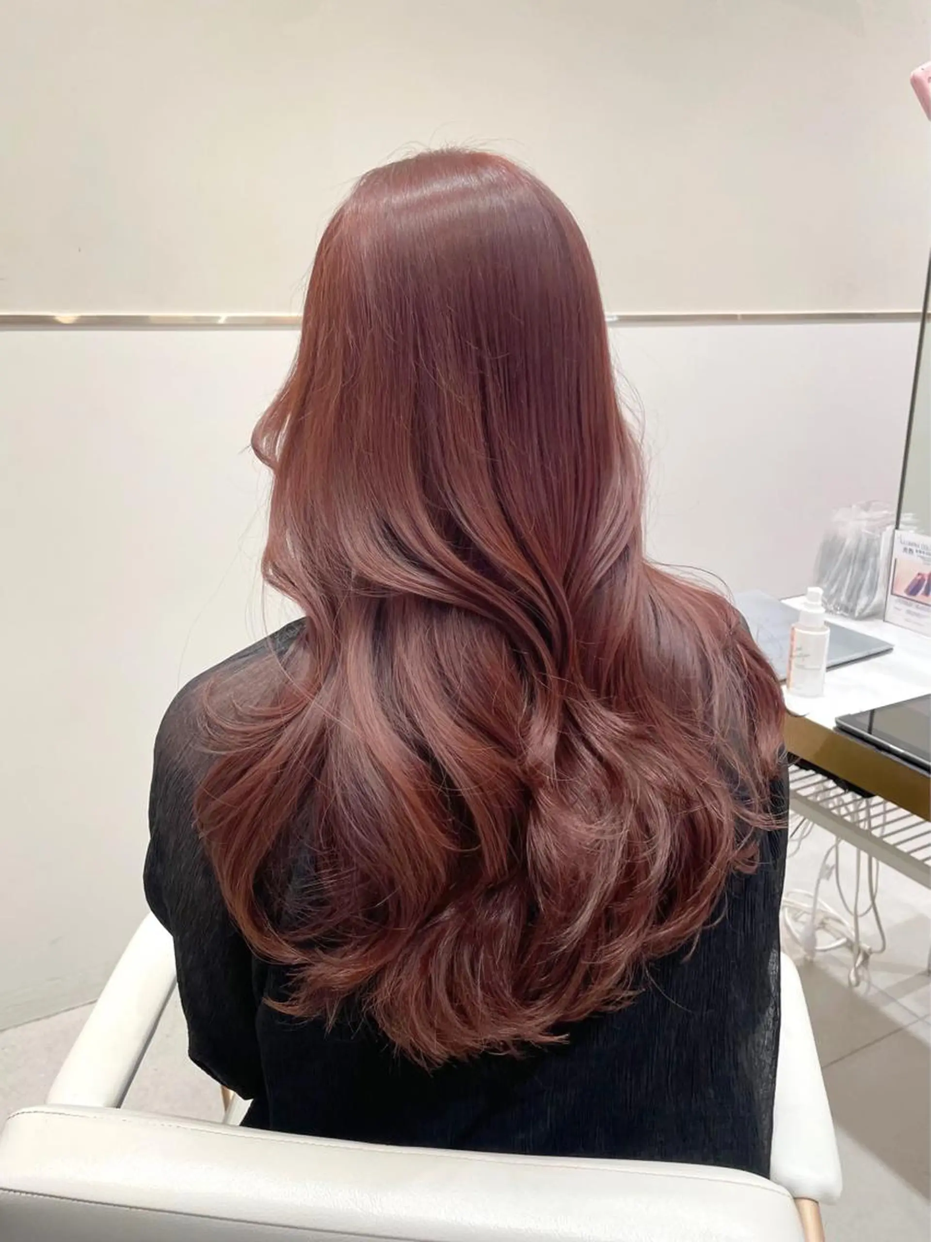 ロング カラー ヘアアレンジ Toiro所属・🤎小顔レイヤー /ベージュ🤎友香のヘアスタイル