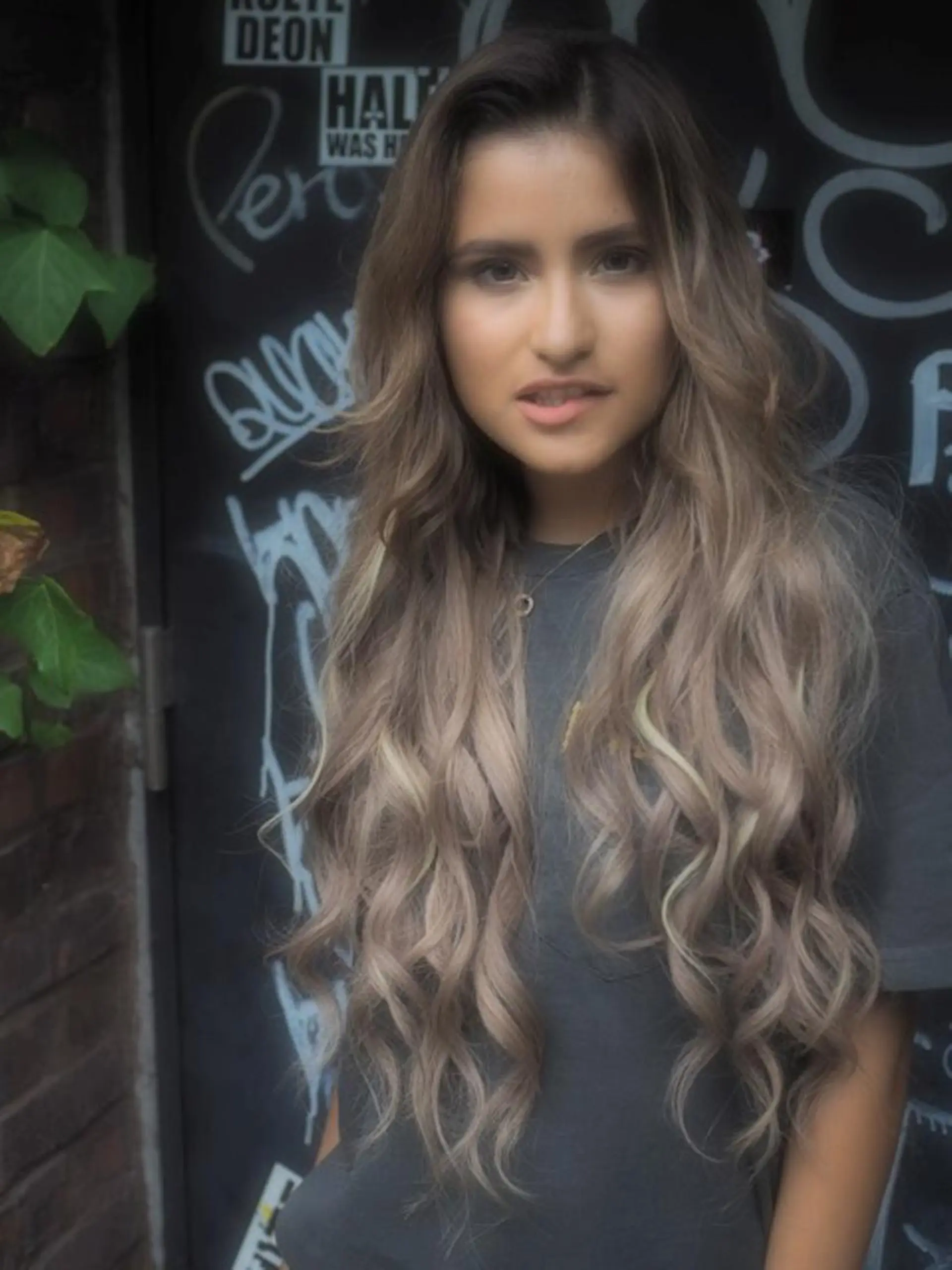 ロング カラー 🌈評価No.1🌈 艶髪カラー❌エクステのヘアスタイル