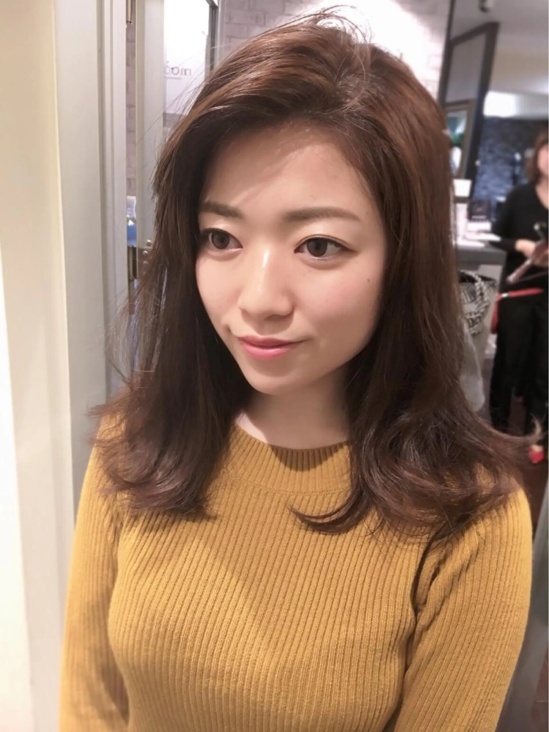 セミロング カラー カット ヘアカラー トリートメント ヘッドスパ 髪質進化系へ 💇‍♀️Yasuのヘアスタイル