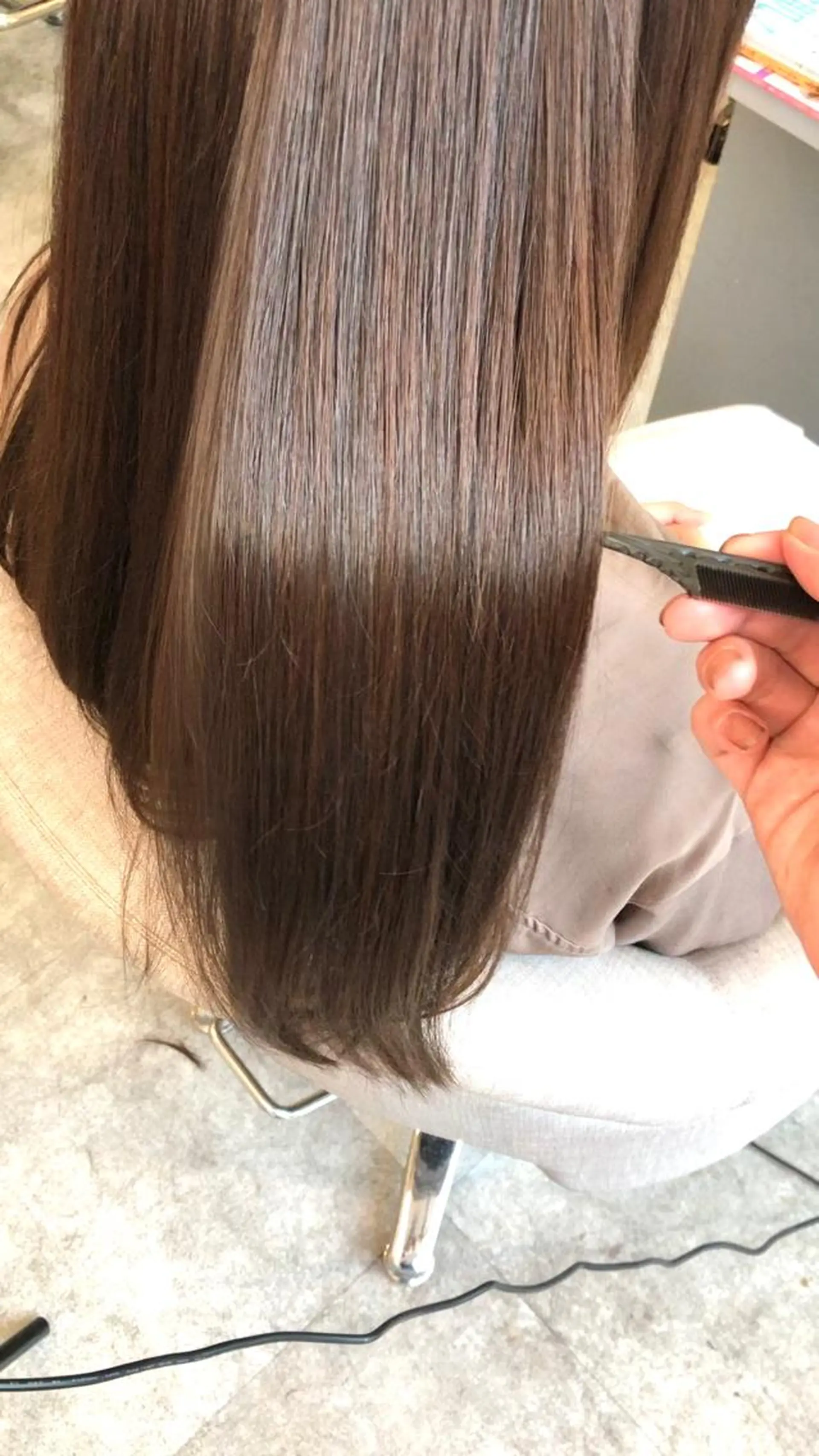 ミディアム カラー アディクシーカラー バレイヤージュ デザインカラー グラデーションカラー ハイライトカラー カット ヘアカラー トリートメント 縮毛矯正・髪質改善 人気No1🩶北島のヘアスタイル