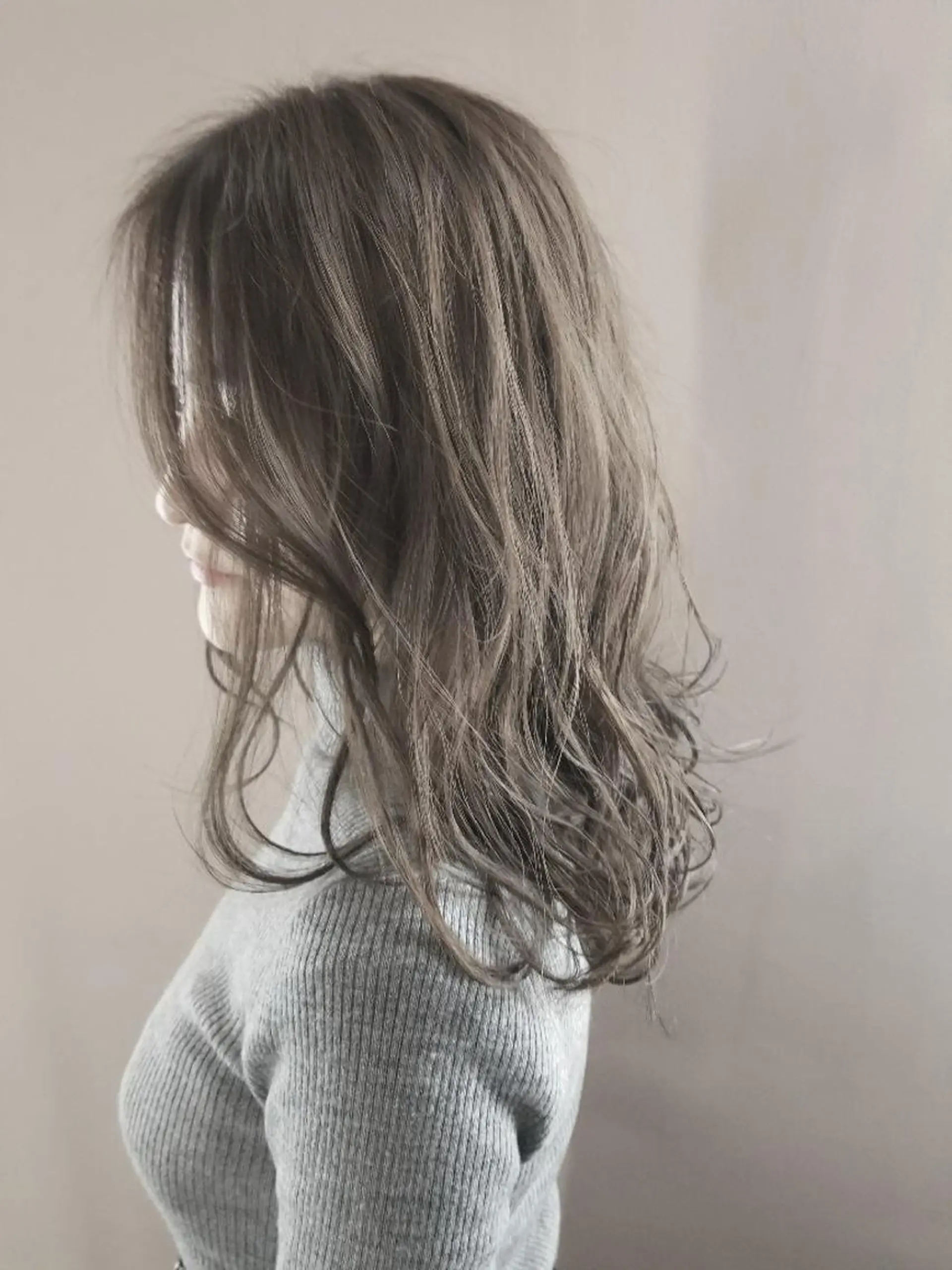 カラー セミロング Ash 店長　山下達也のヘアスタイル