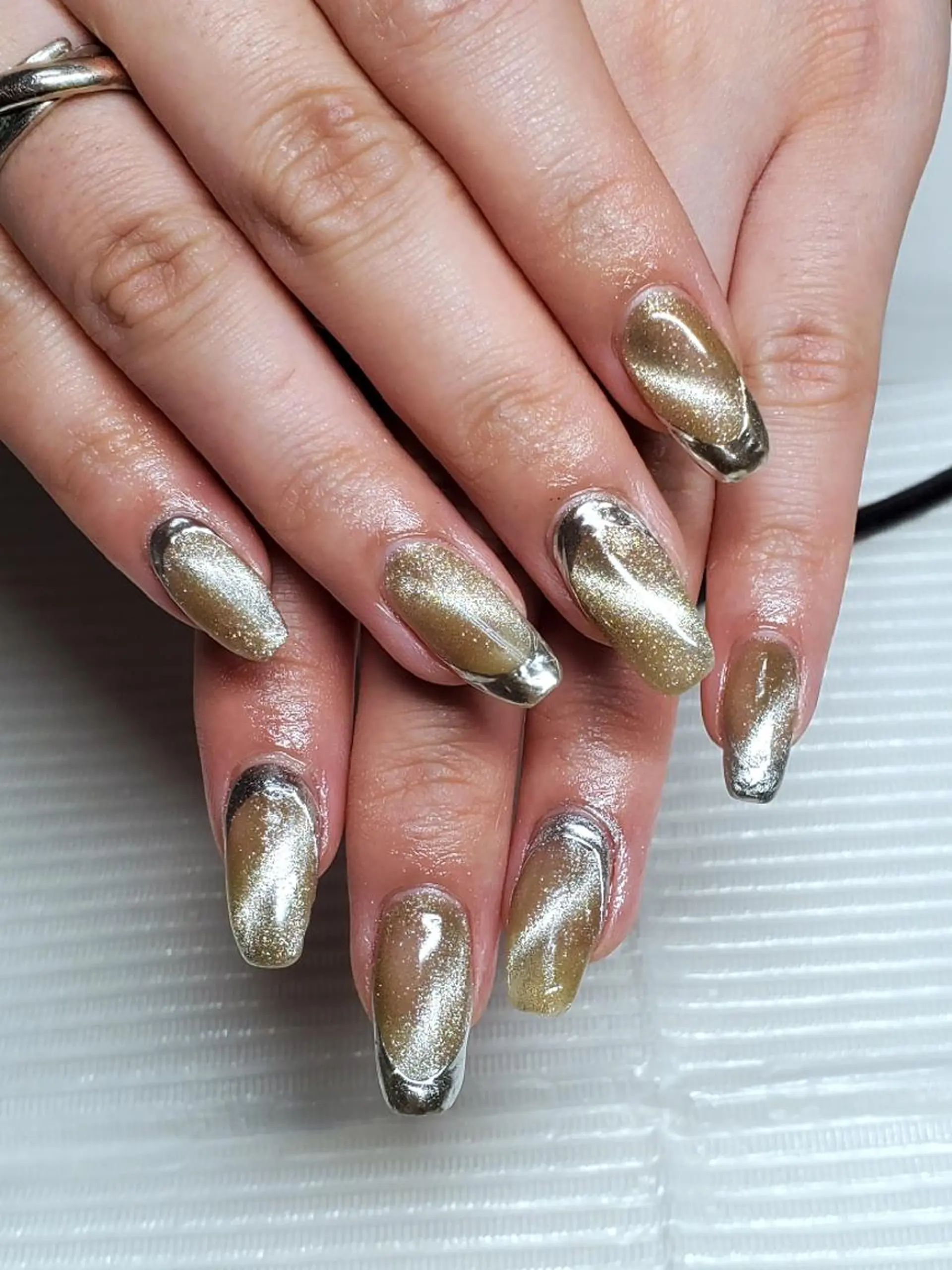 ネイル フレンチネイル マグネットネイル ミラーネイル NAIL'S KISH所属・NAIL'S KISHのネイルデザイン