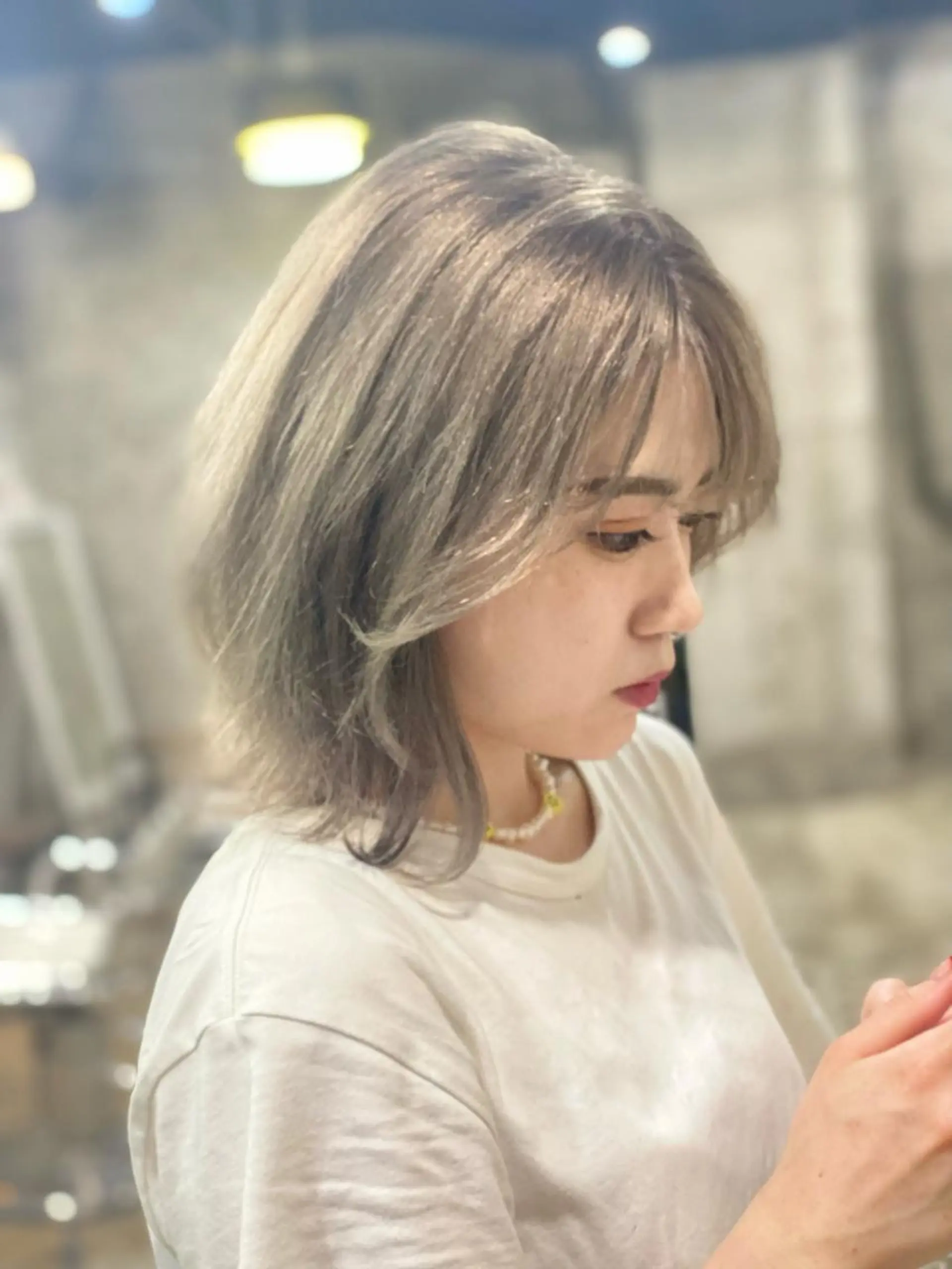 ショート カラー ヘアアレンジ ベージュカラー シルバー シルバーベージュ ヘアカラー ［似合わせヘア］ ✂︎OGURO✂︎のヘアスタイル