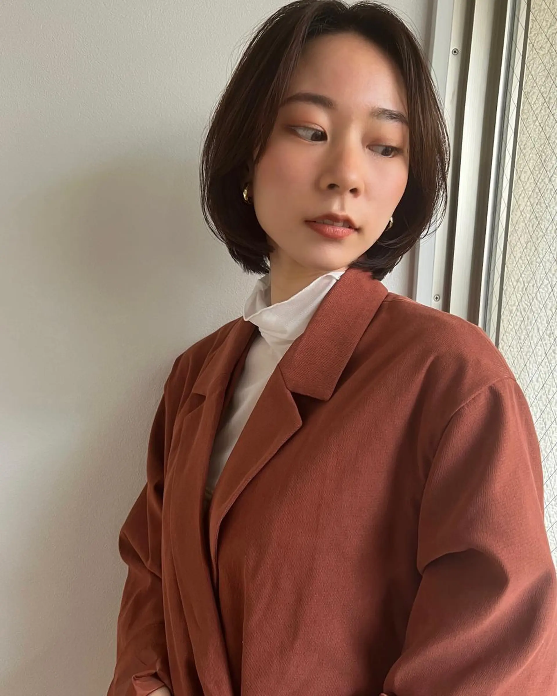 ショート ボブ 菅原リキヤ くびれレイヤーヘアのヘアスタイル