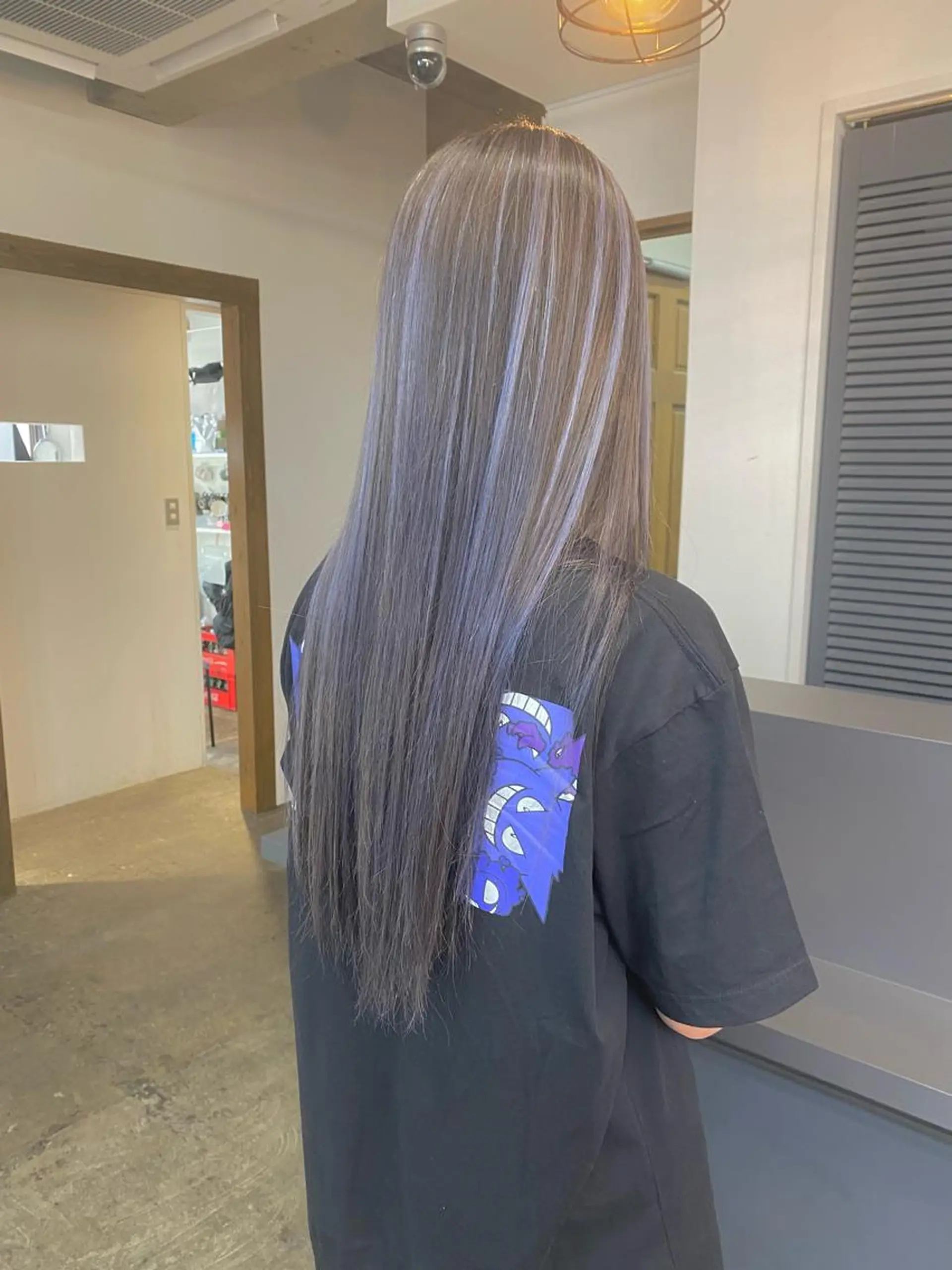 ロング カラー fand AKANE のヘアスタイル