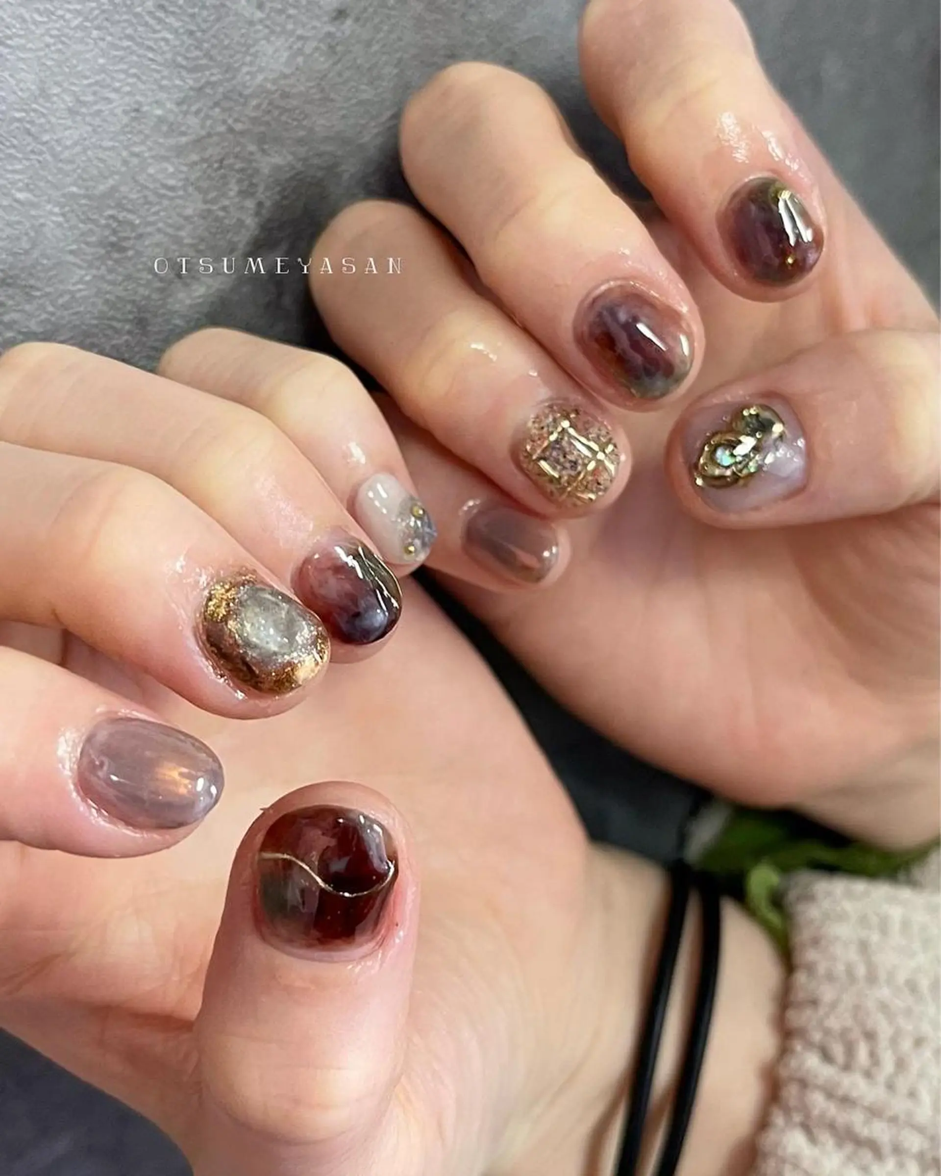 ネイル ジェルネイル 韓国ネイル マグネットネイル ミラーネイル ニュアンスネイル otsumeyasan所属・わたなべ ちかのネイルデザイン