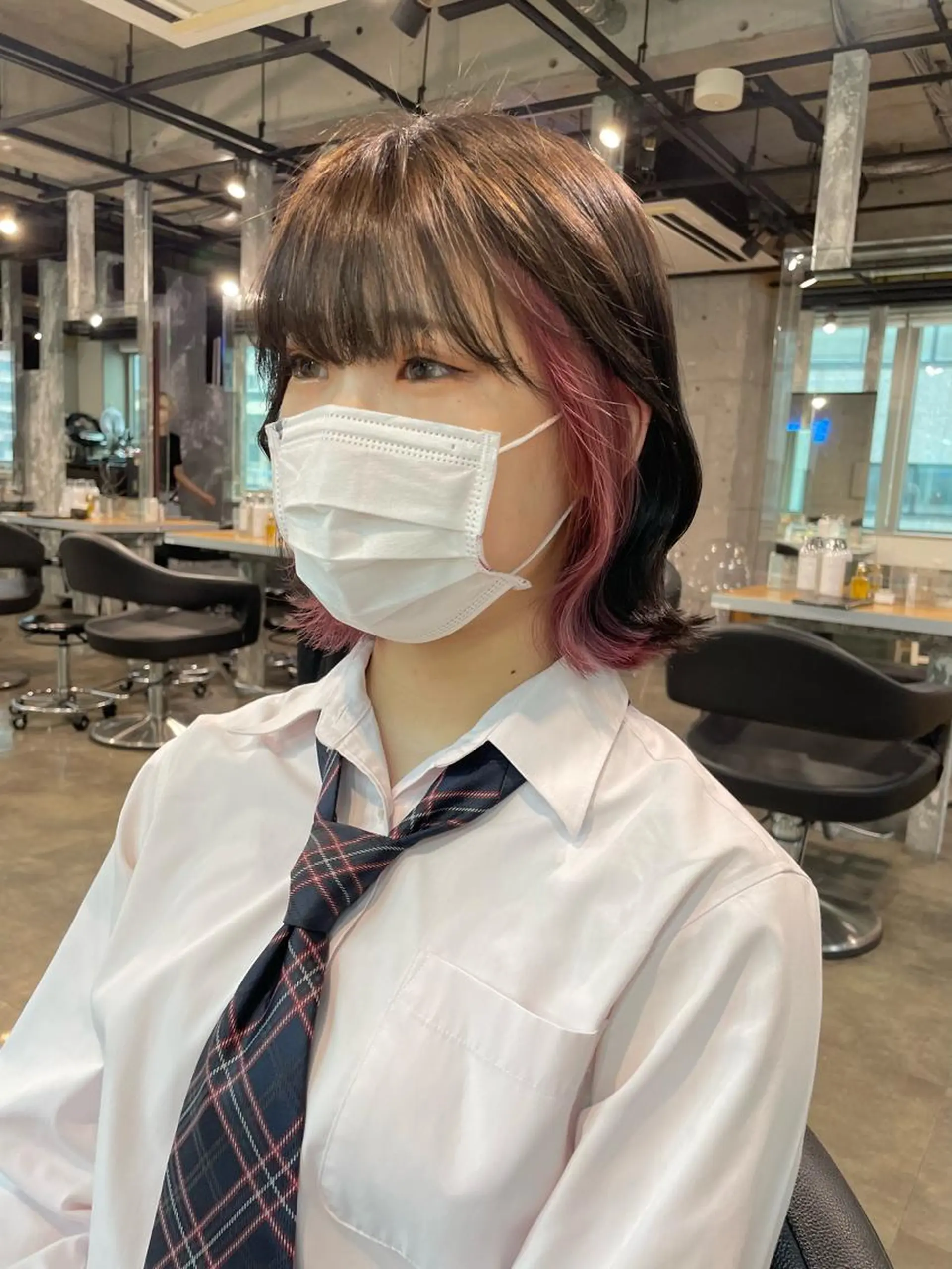 ショート カラー パーマ ヘアアレンジ メンズ キッズ ネイル マツエク・マツパ アイブロウ 透明感カラー・レイヤ ー🎀amika🎀のヘアスタイル