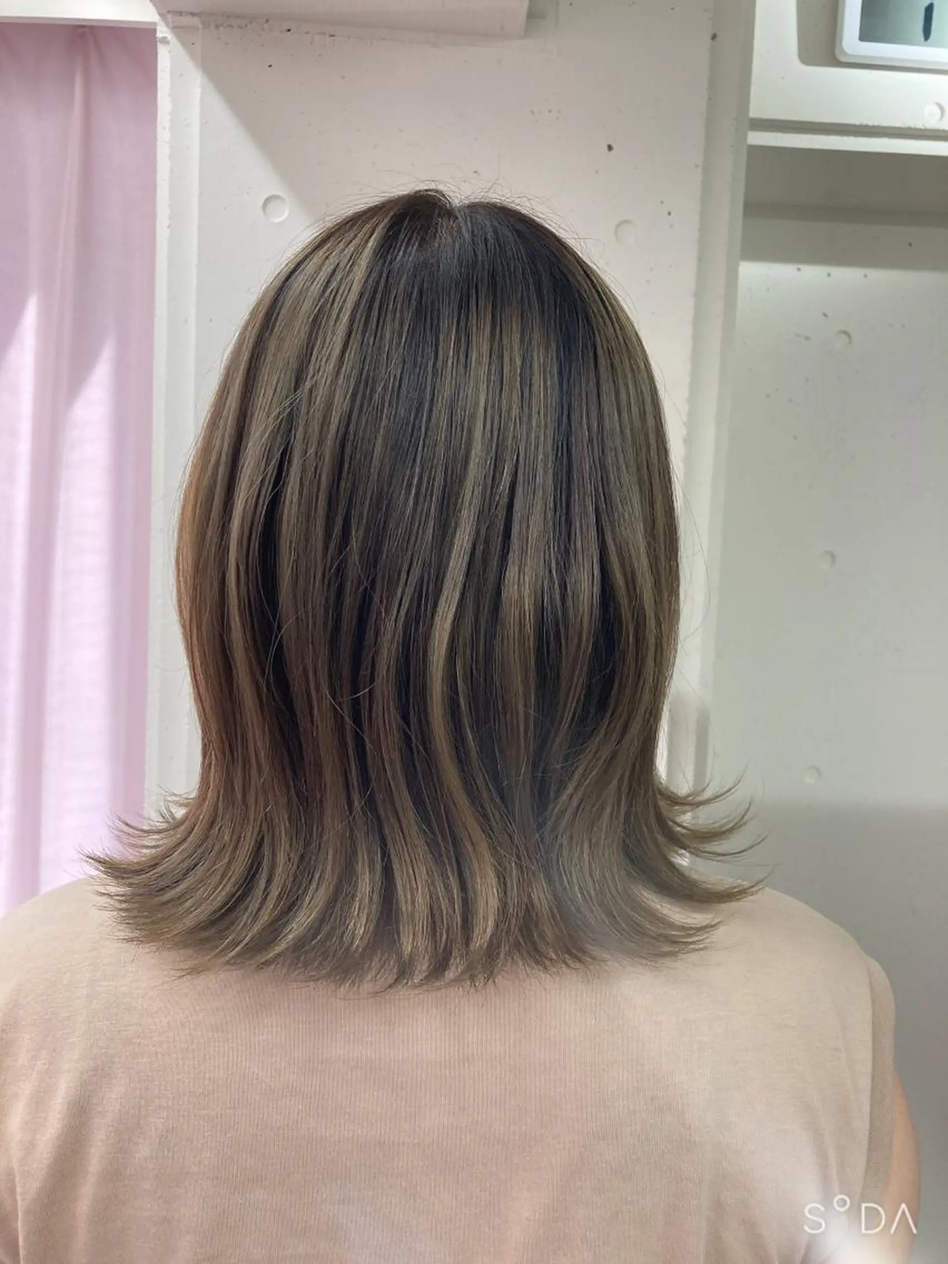 ミディアム カラー ベージュカラー カット ヘアカラー トリートメント ミルミー美容室所属・🦄💒💓齎藤 七海子🦄💒💓のマツエク・マツパデザイン