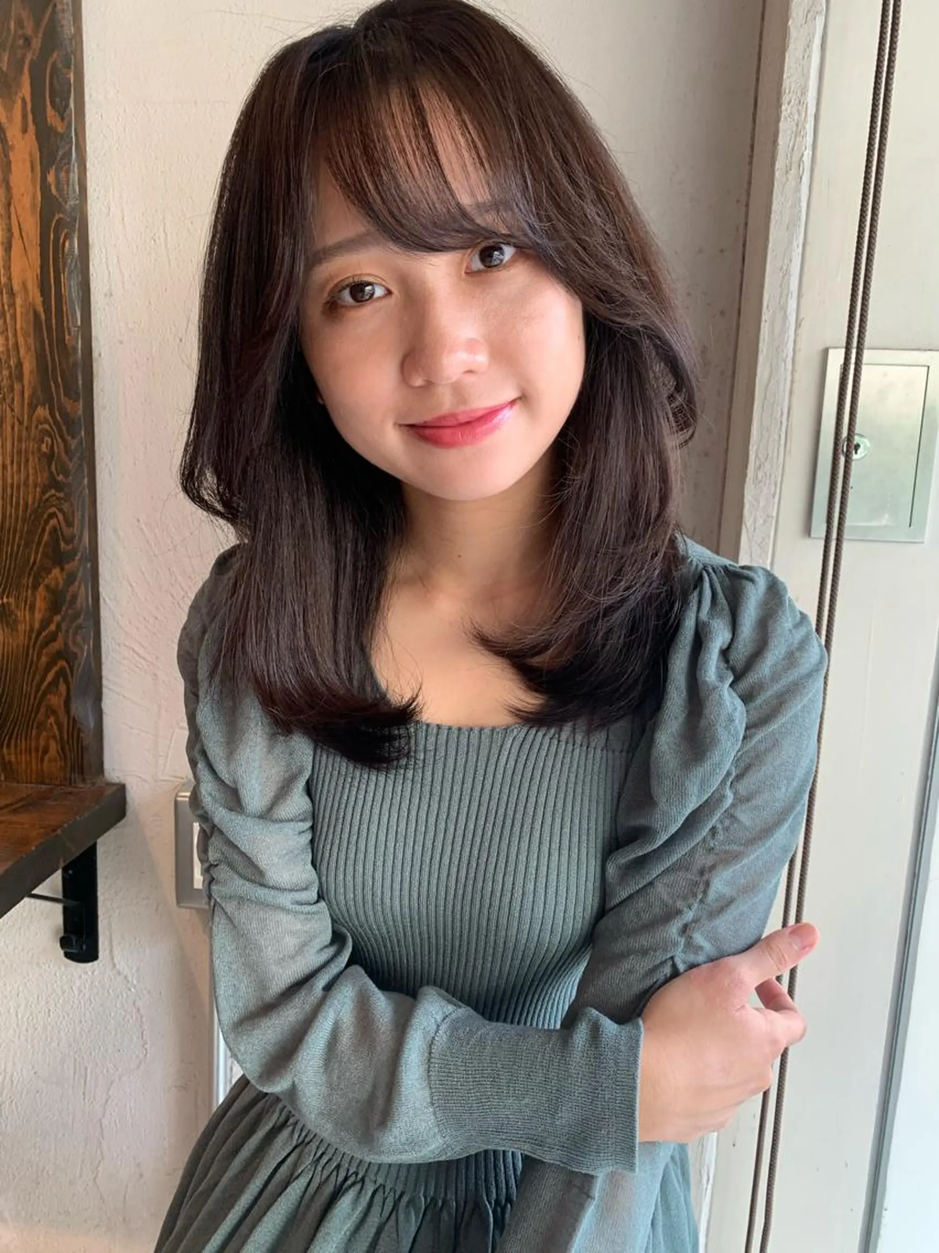 ミディアム カラー 透明感/オリーブ/ グレージュ/YUKAのヘアスタイル