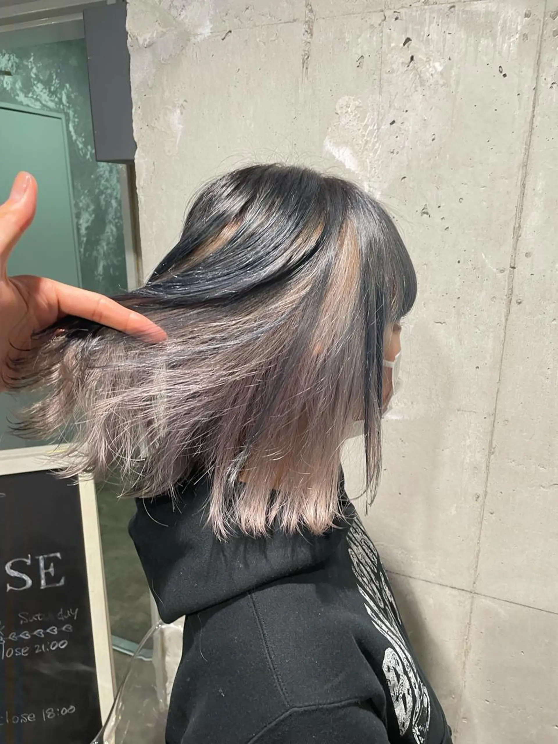 ショート カラー ベージュカラー💖 やすひろのヘアスタイル