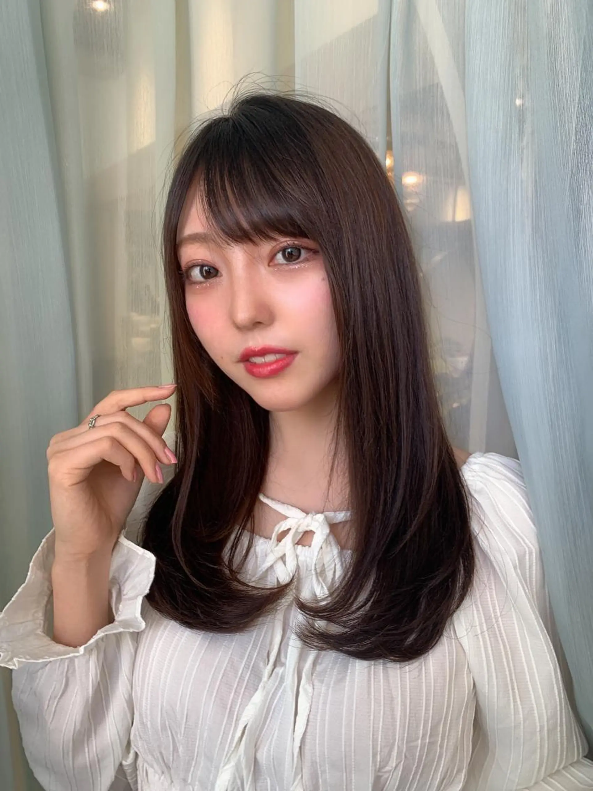 セミロング カラー レイヤーカット/ 顔周り 五島巨幹のヘアスタイル