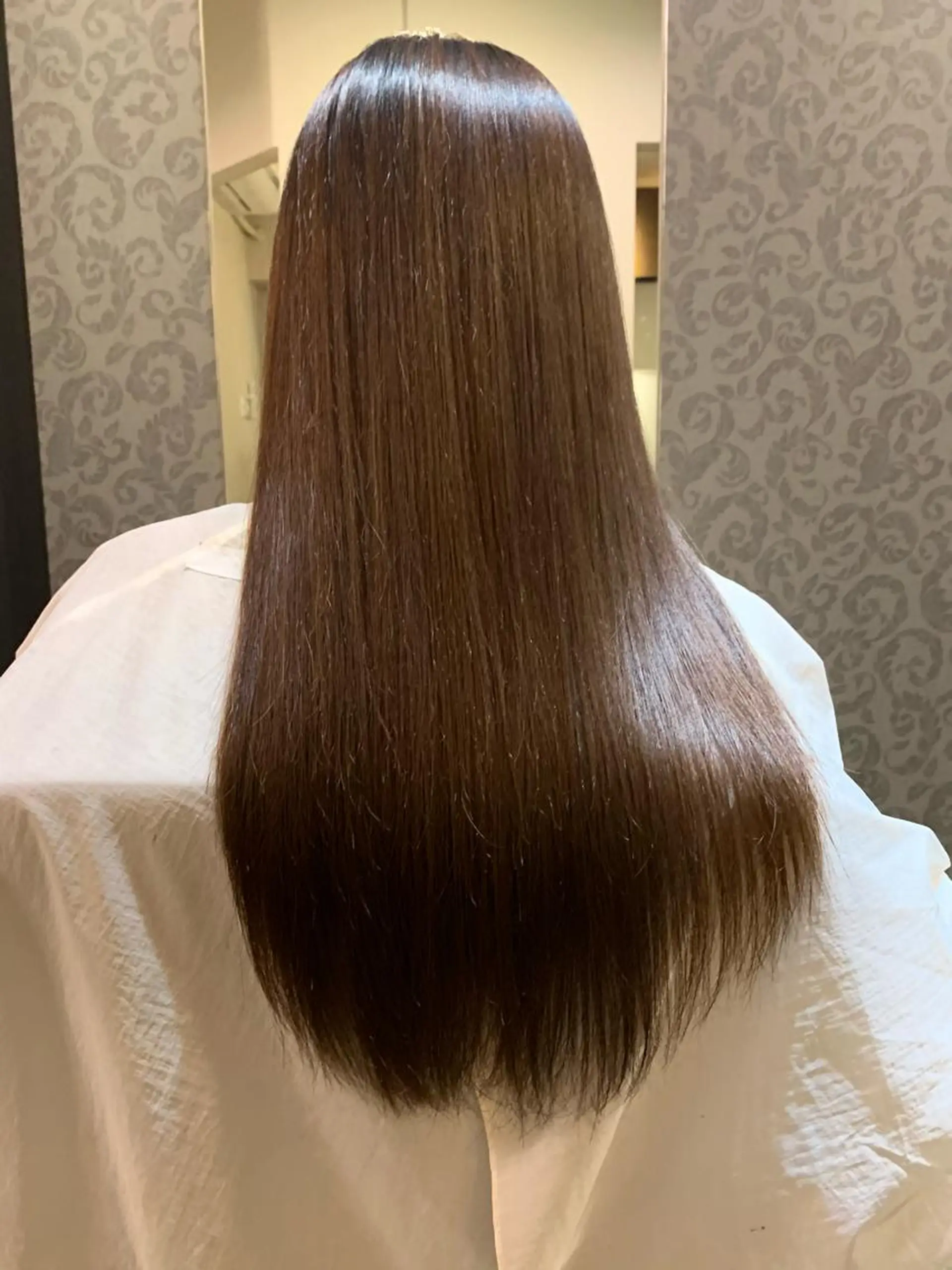 ロング 縮毛矯正 livLim所属・祖師ヶ谷大蔵艶髪職人 イシイのヘアスタイル