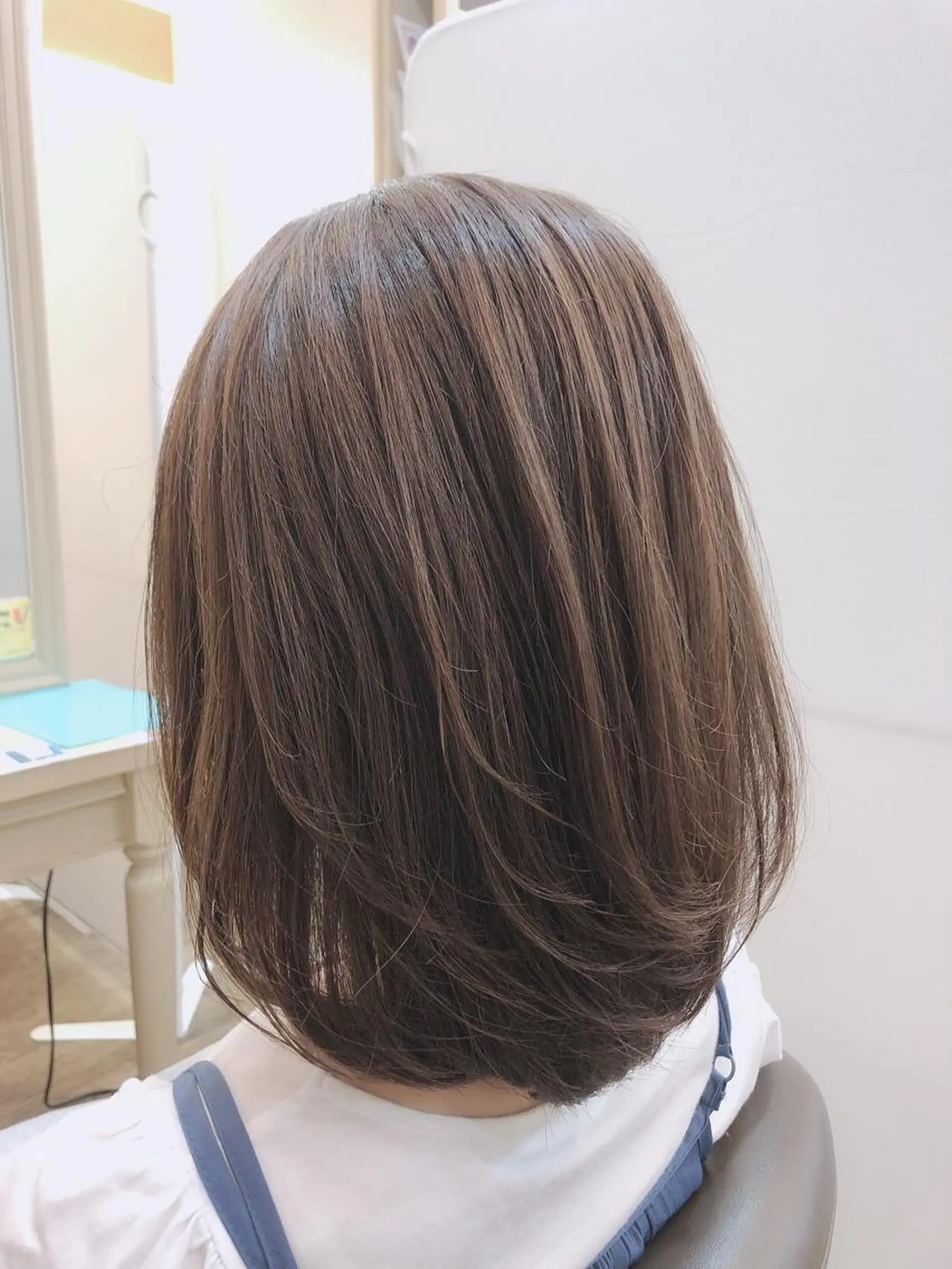 ショート ラベンダーベージュ ヘアカラー 尚平 40代からの 髪質改善専門のその他イメージ