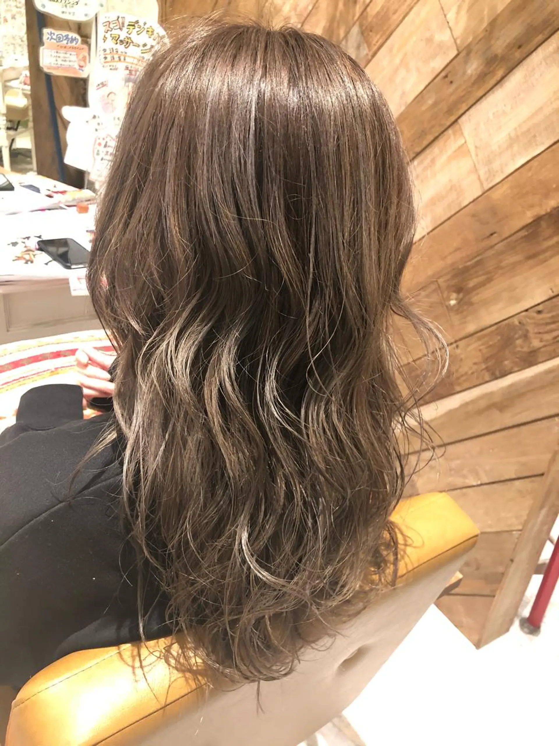 ロング レイヤーカット 🧡艶髪・ゆるふわ style💛ミユのヘアスタイル
