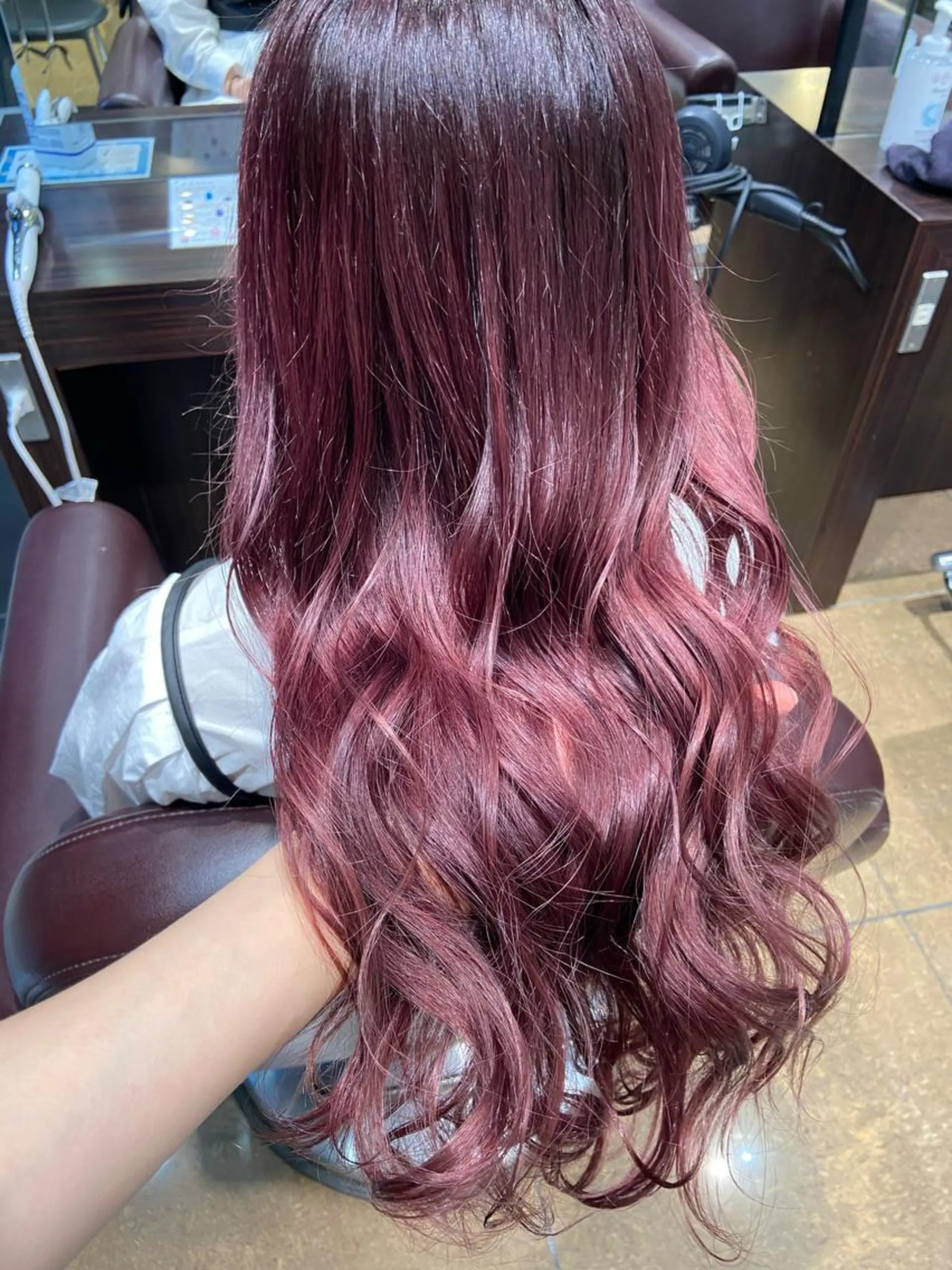 ロング カラー 🧸プルエクステ❤︎ ネイルKAO🧸のヘアスタイル