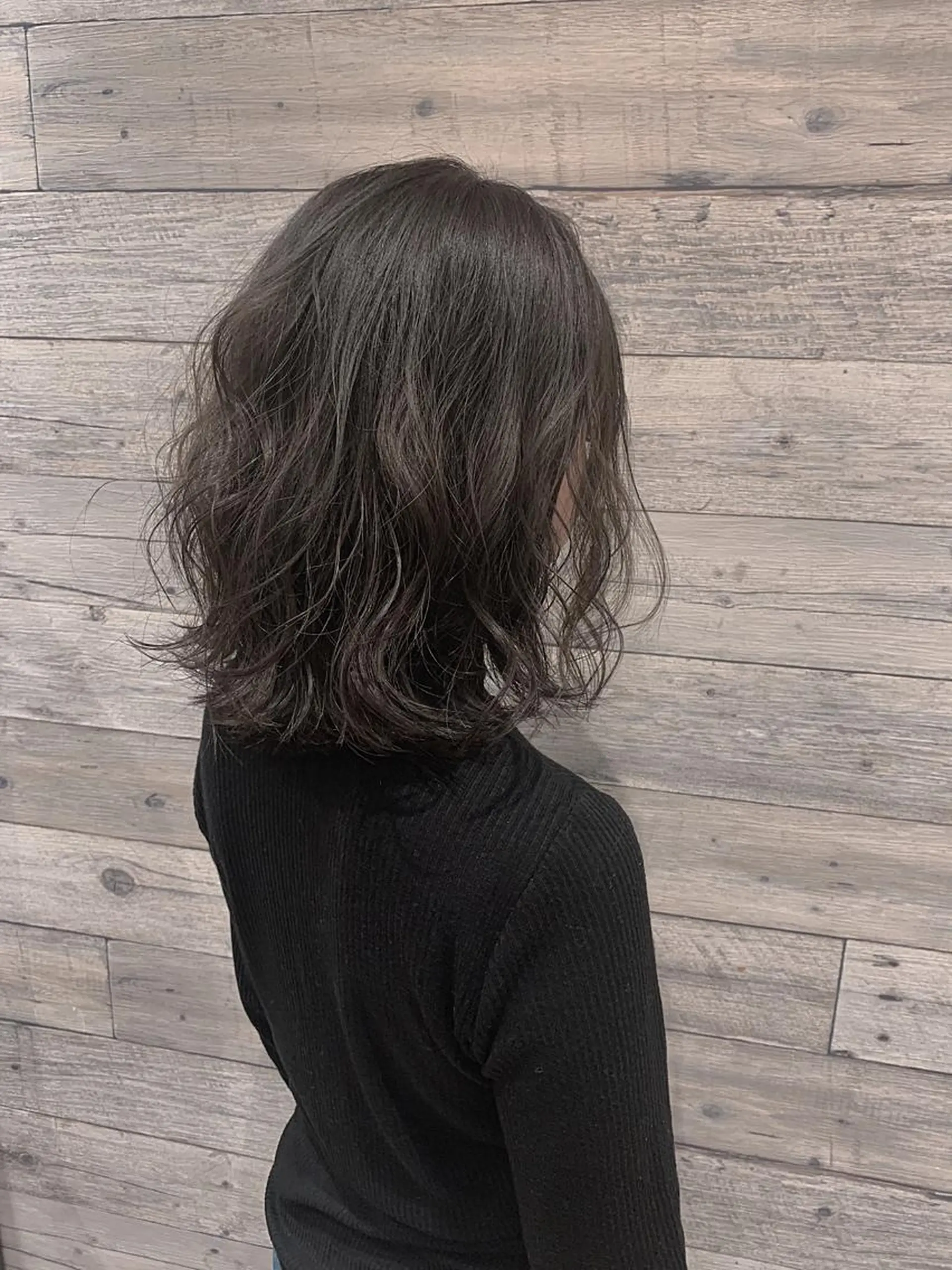 ミディアム カラー 村松 萌のヘアスタイル