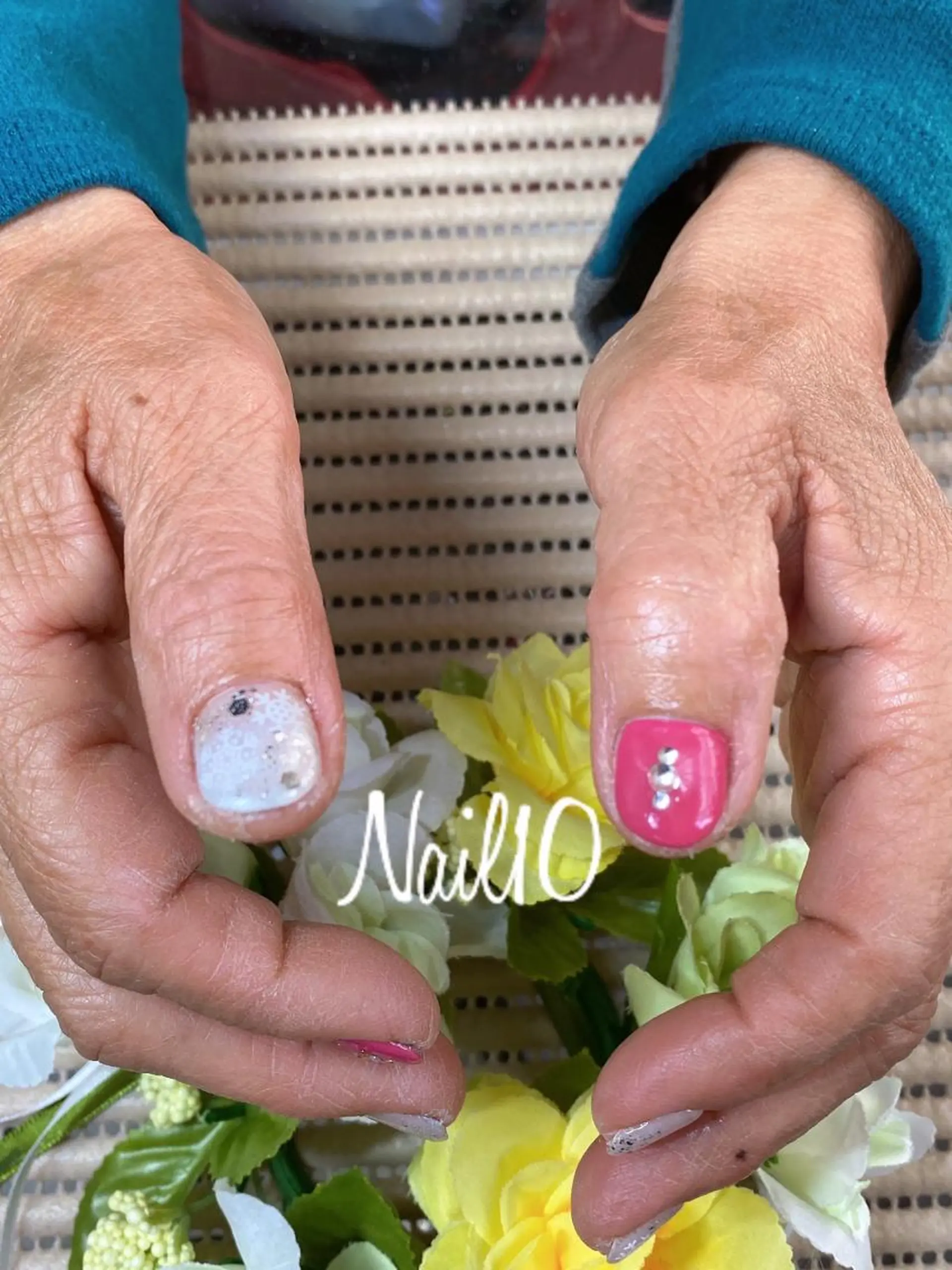 ネイル アートネイル ラメ(グリッター) ラメグラデーション ストーンネイル Nail10 Kakoのネイルデザイン