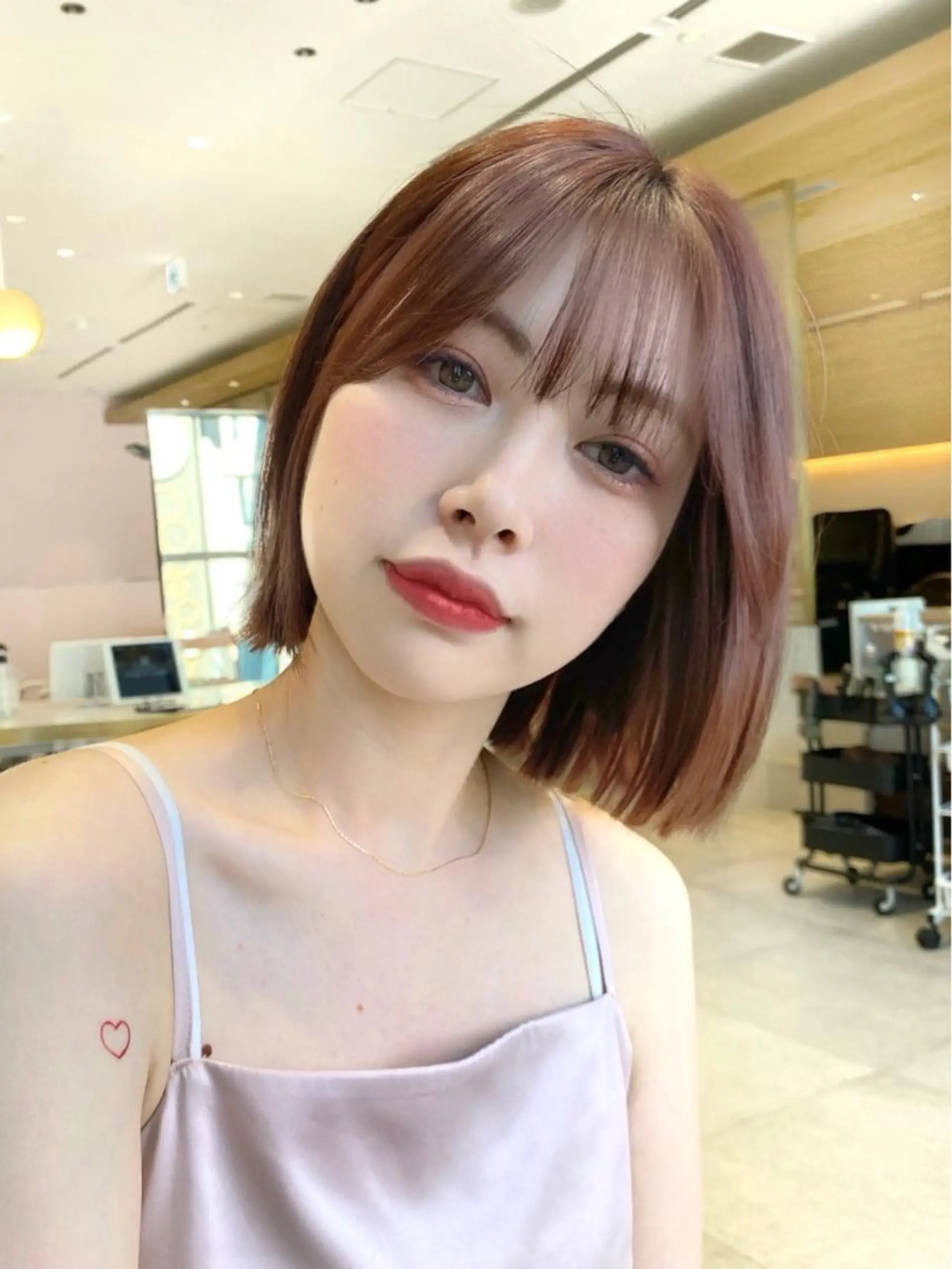 ショート カラー パーマ ヘアアレンジ カット ヘアカラー トリートメント ヘアセット 小野寺瑞希 /最小顔カットのヘアスタイル