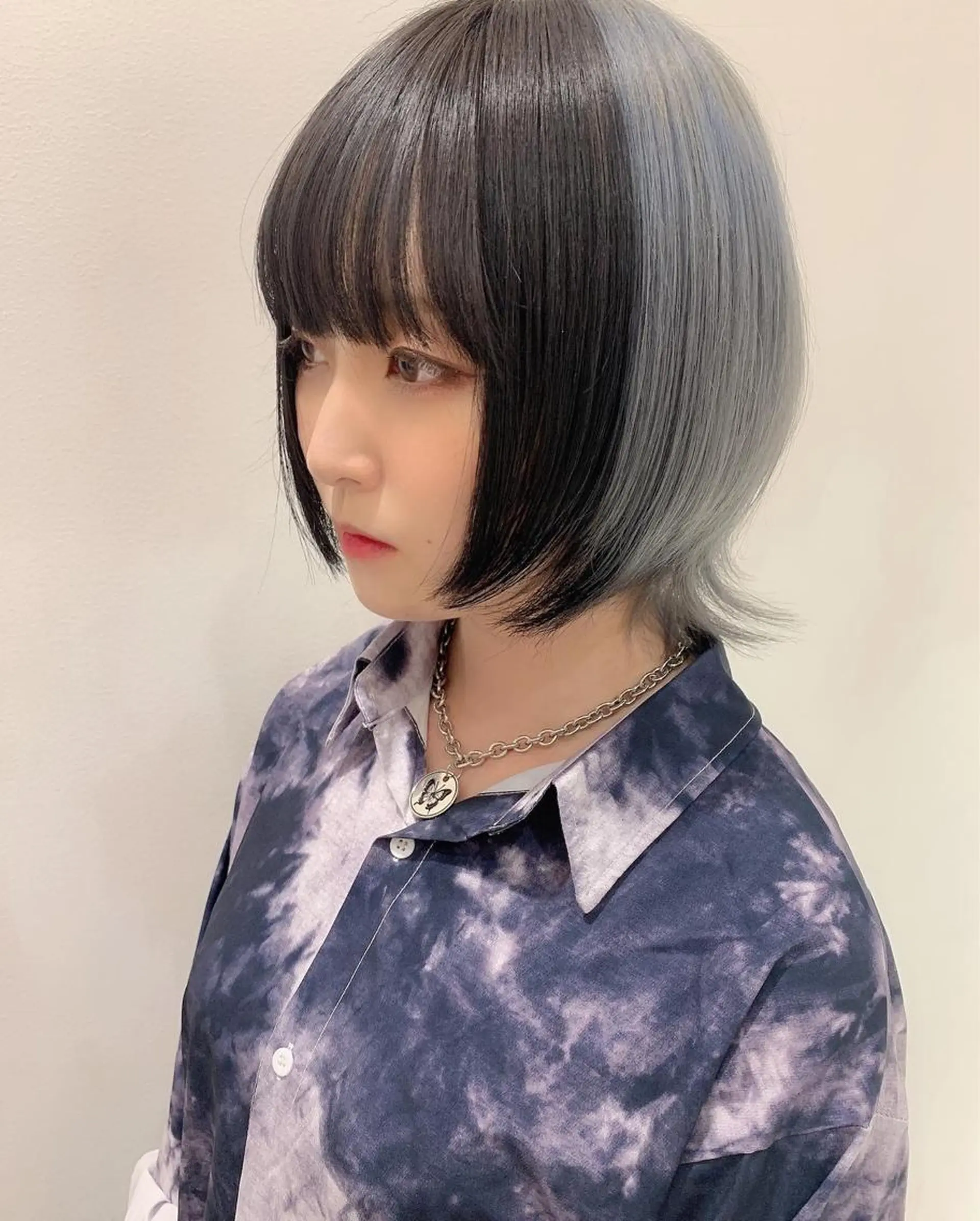 ショート カラー ハイトーン/ウルフ /小澤凌祐🦕のヘアスタイル