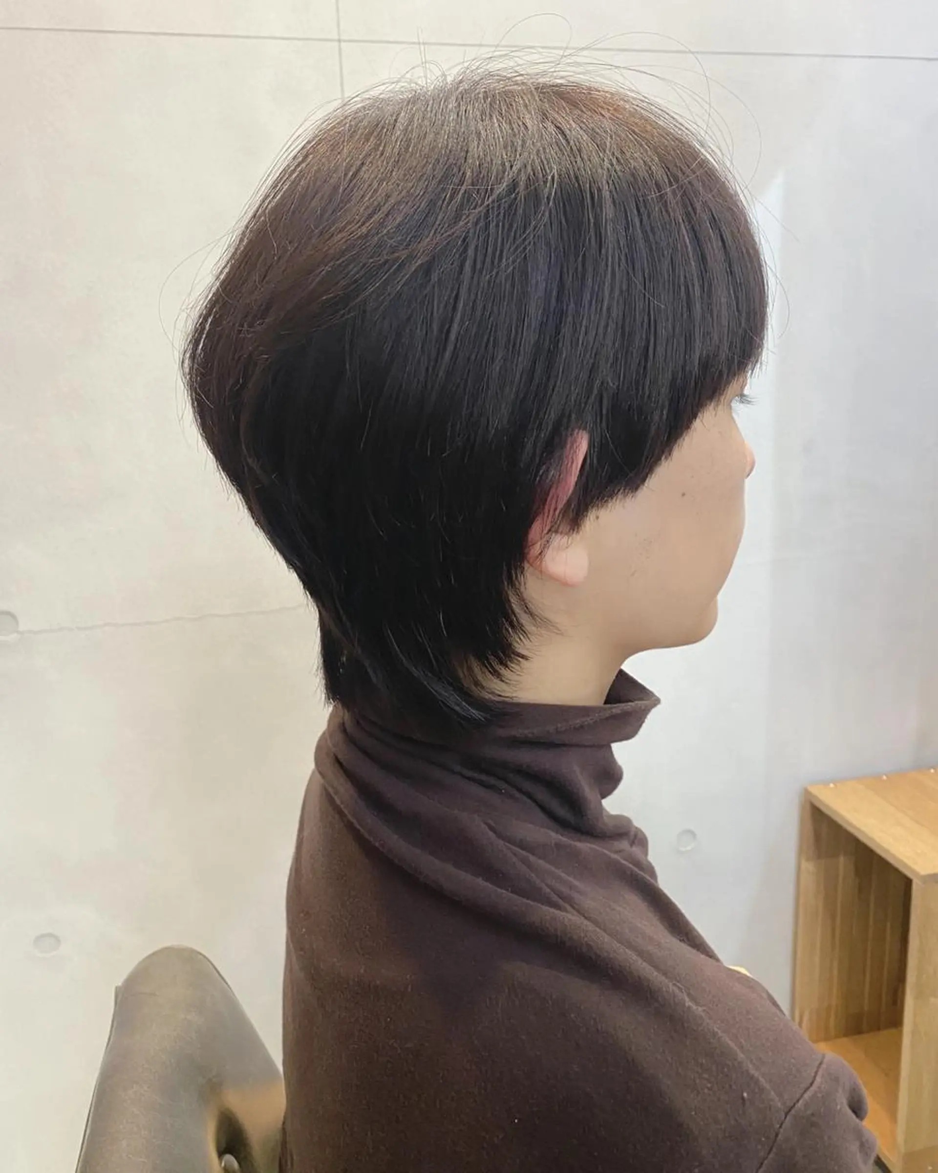 ショート くせ毛 レイヤーカット conne& ririのヘアスタイル