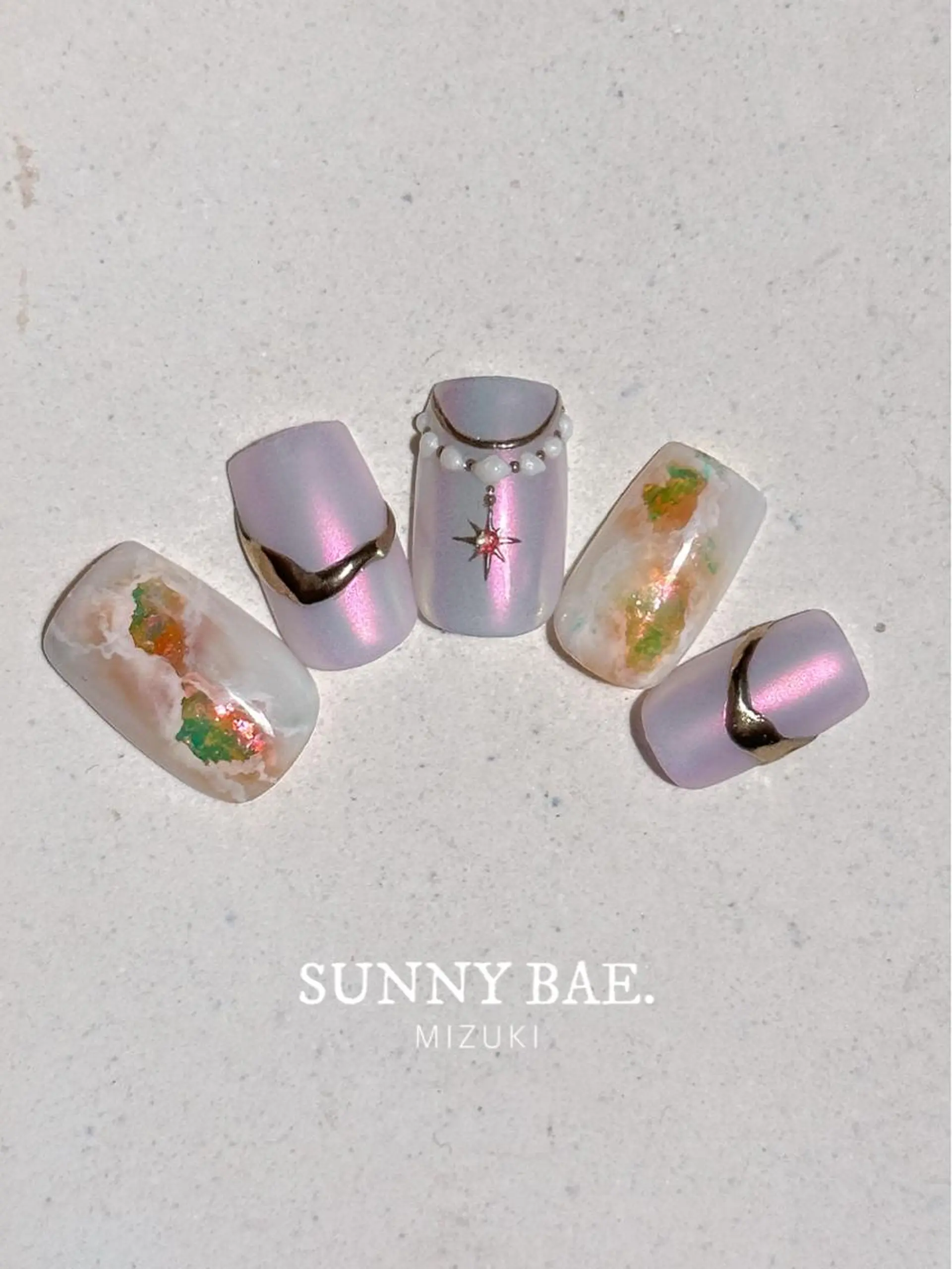 ネイル 大理石ネイル(マーブル) ニュアンスネイル ストーンネイル ハンドネイル SUNNY BAE. 🌼MIZUKIのネイルデザイン