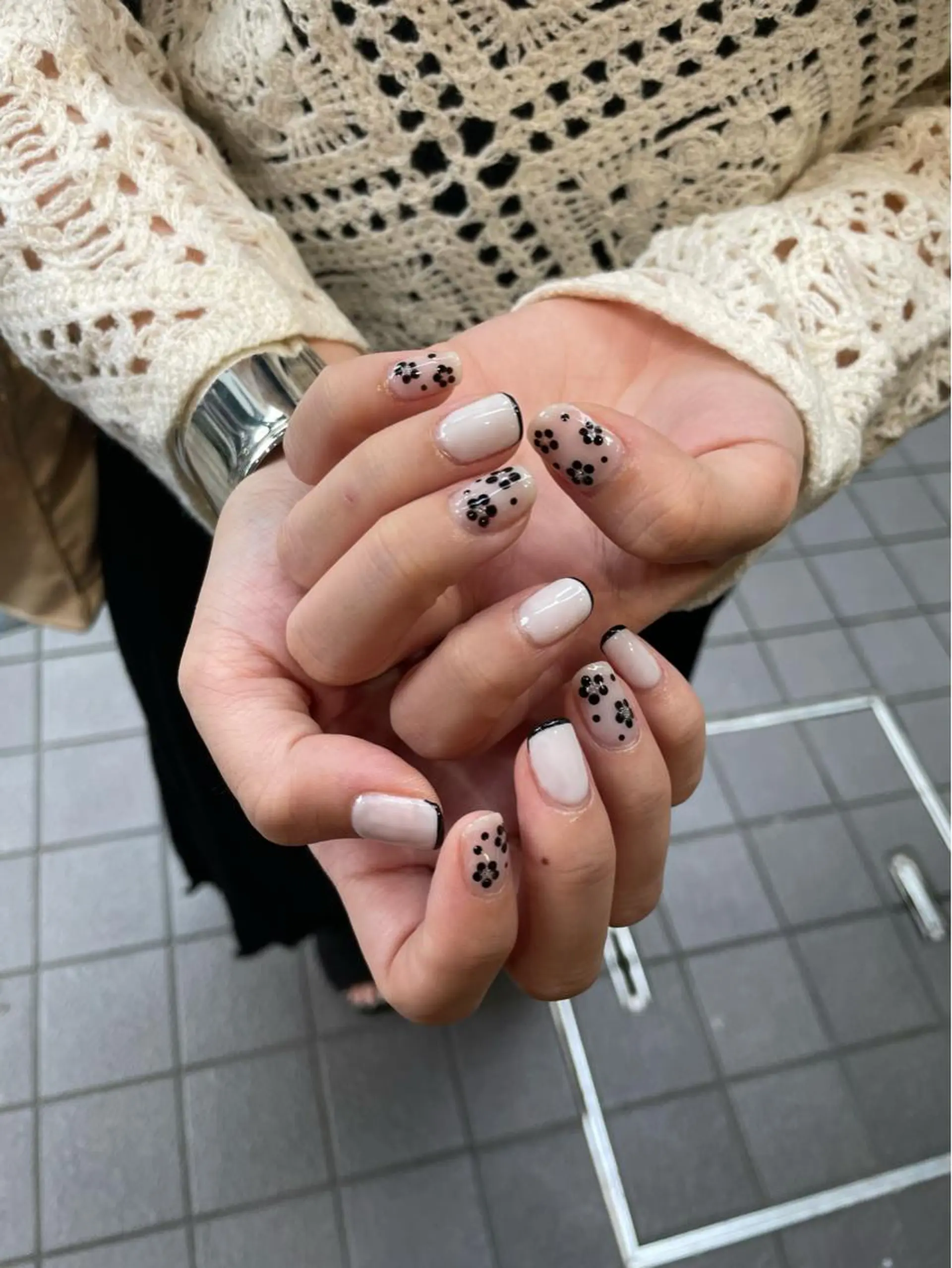 ロング ネイル 韓国風ヘア フレンチネイル 韓国ネイル ラメ(グリッター) ハイトーン🦄ネイル 💞のぶちのネイルデザイン