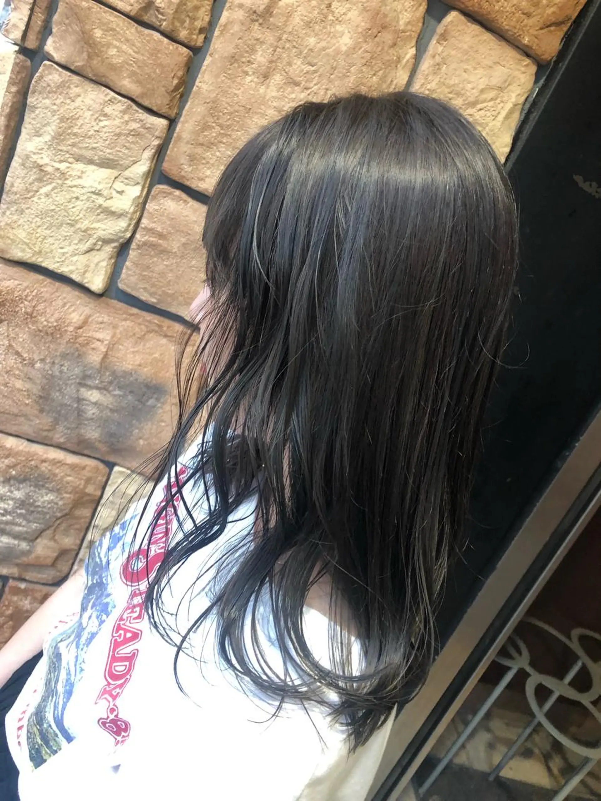 セミロング カット ヘアカラー L.C.E心斎橋WEST所属・野上 綾香のヘアスタイル