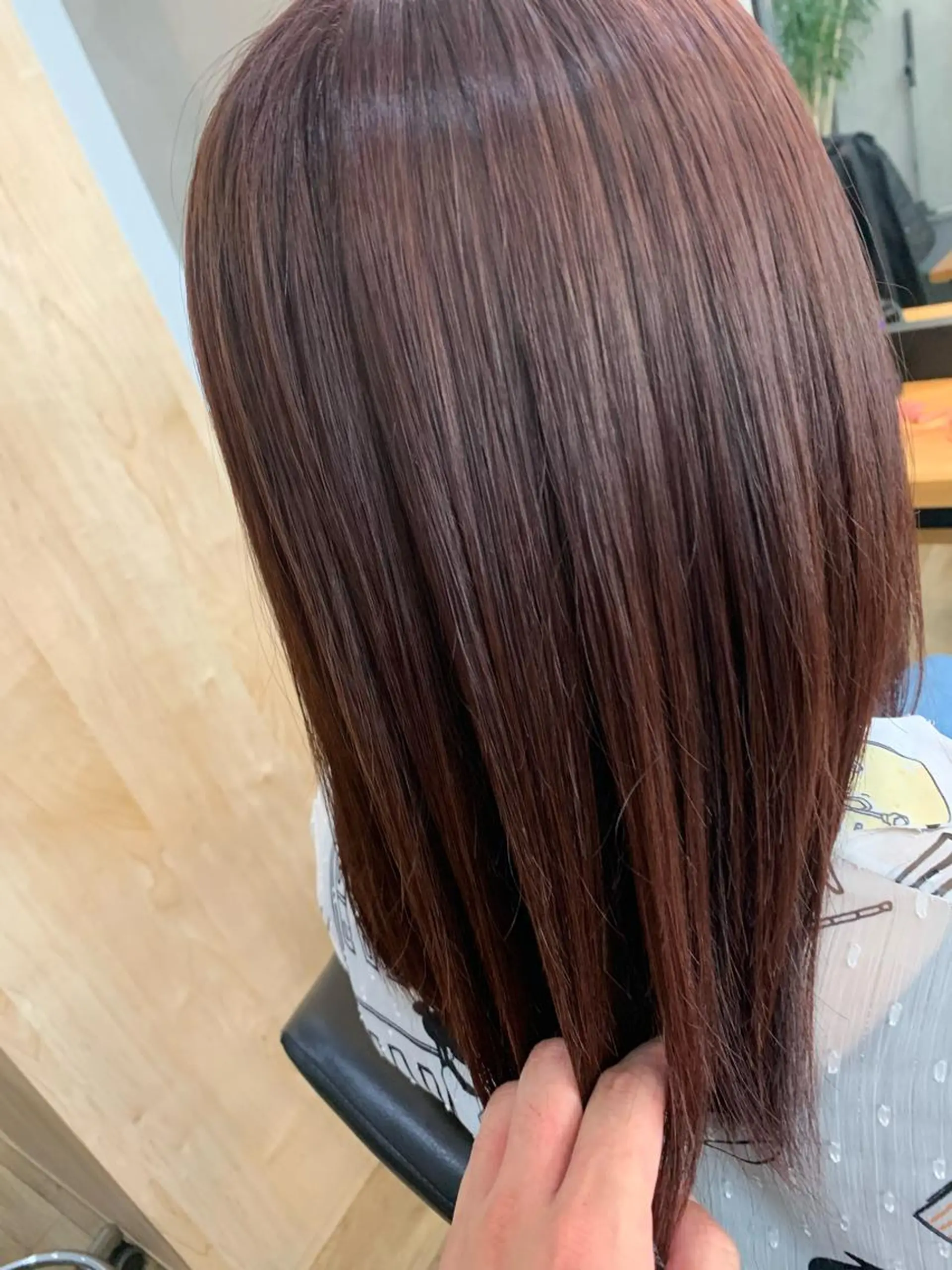 ミディアム カラー パーマ ブリーチ 縮毛矯正 宗近 拓磨のヘアスタイル