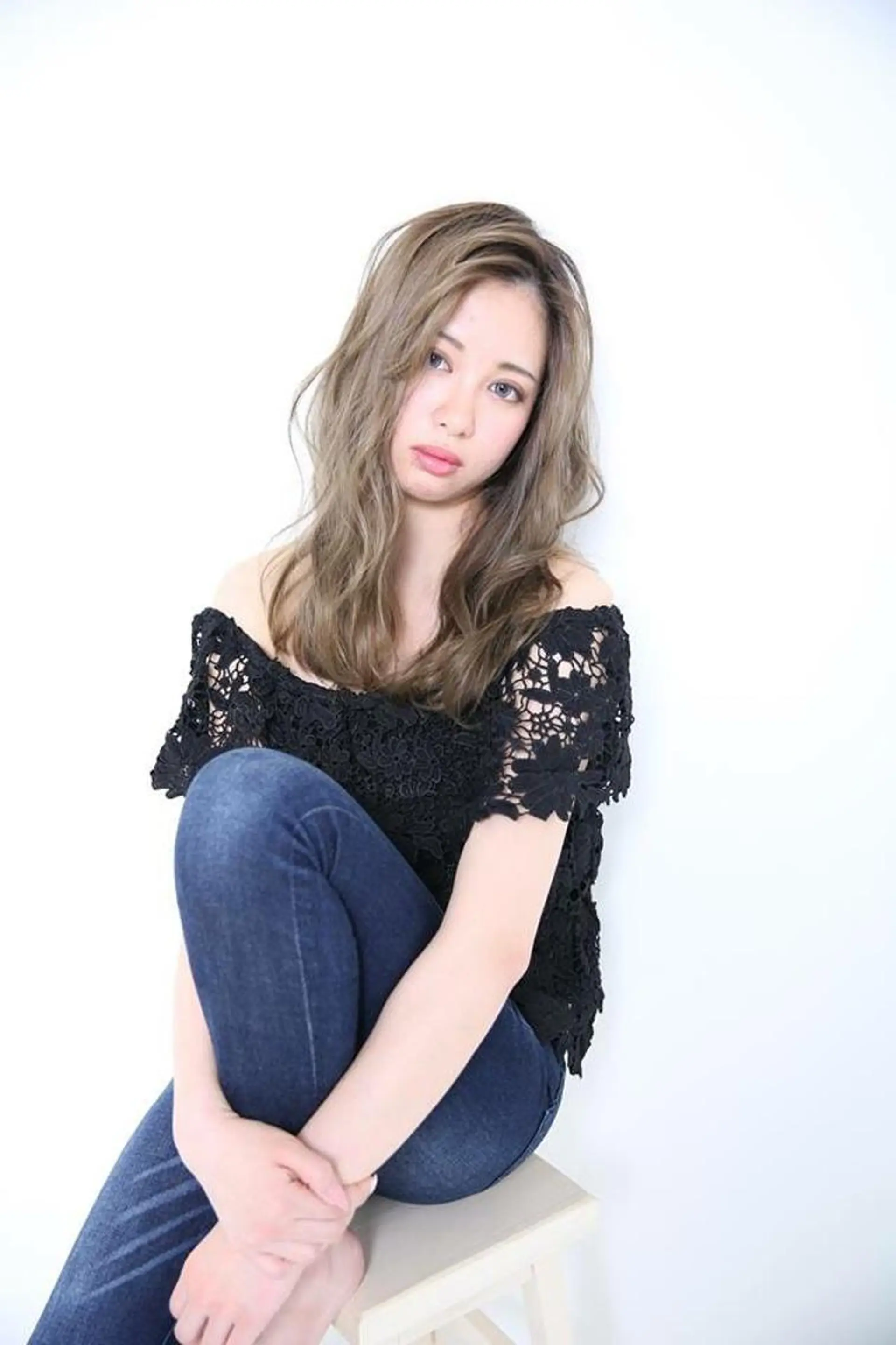 セミロング ブリーチなしダブル/ レイヤーカット 小棹のヘアスタイル