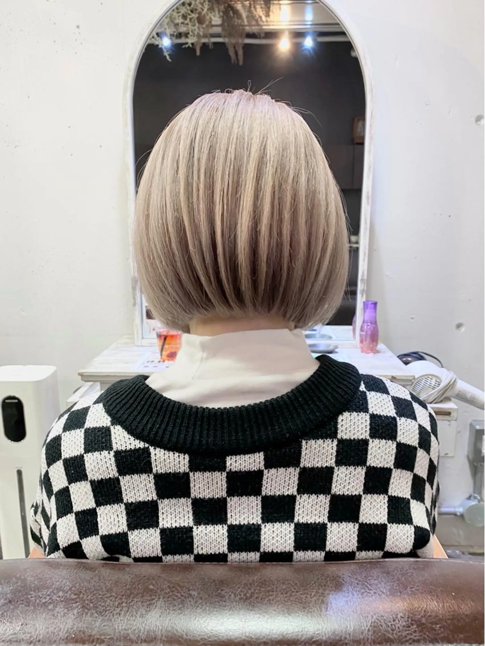 ミディアム カラー ベージュカラー ブリーチ ブロンド ブロンドベージュ ハイトーンカラー カット ヘアカラー Piaコータロー ハイトーン&‪ボブのヘアスタイル