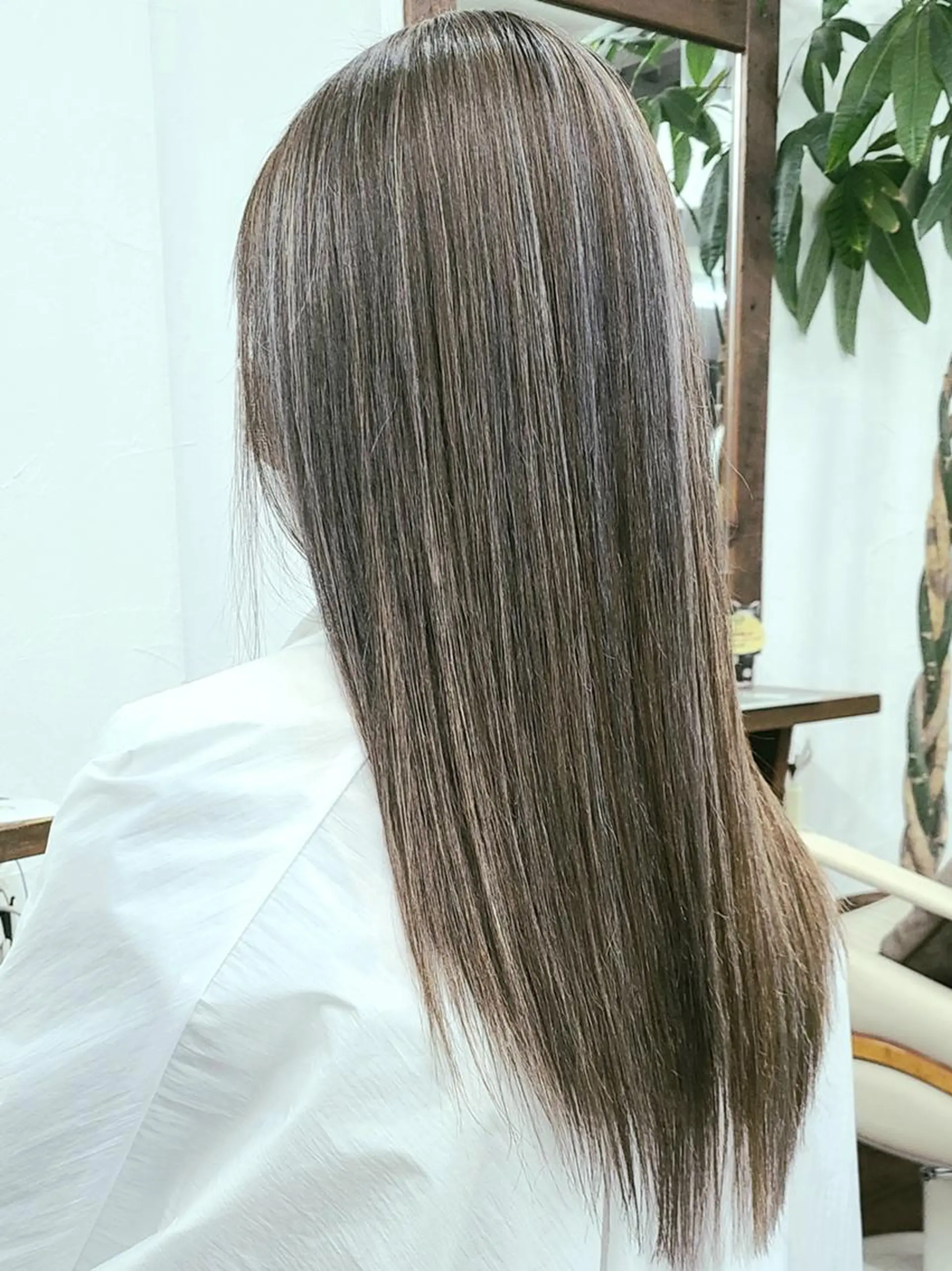 ロング カラー 【大宮】デザイナー Anne 諳 アンのヘアスタイル