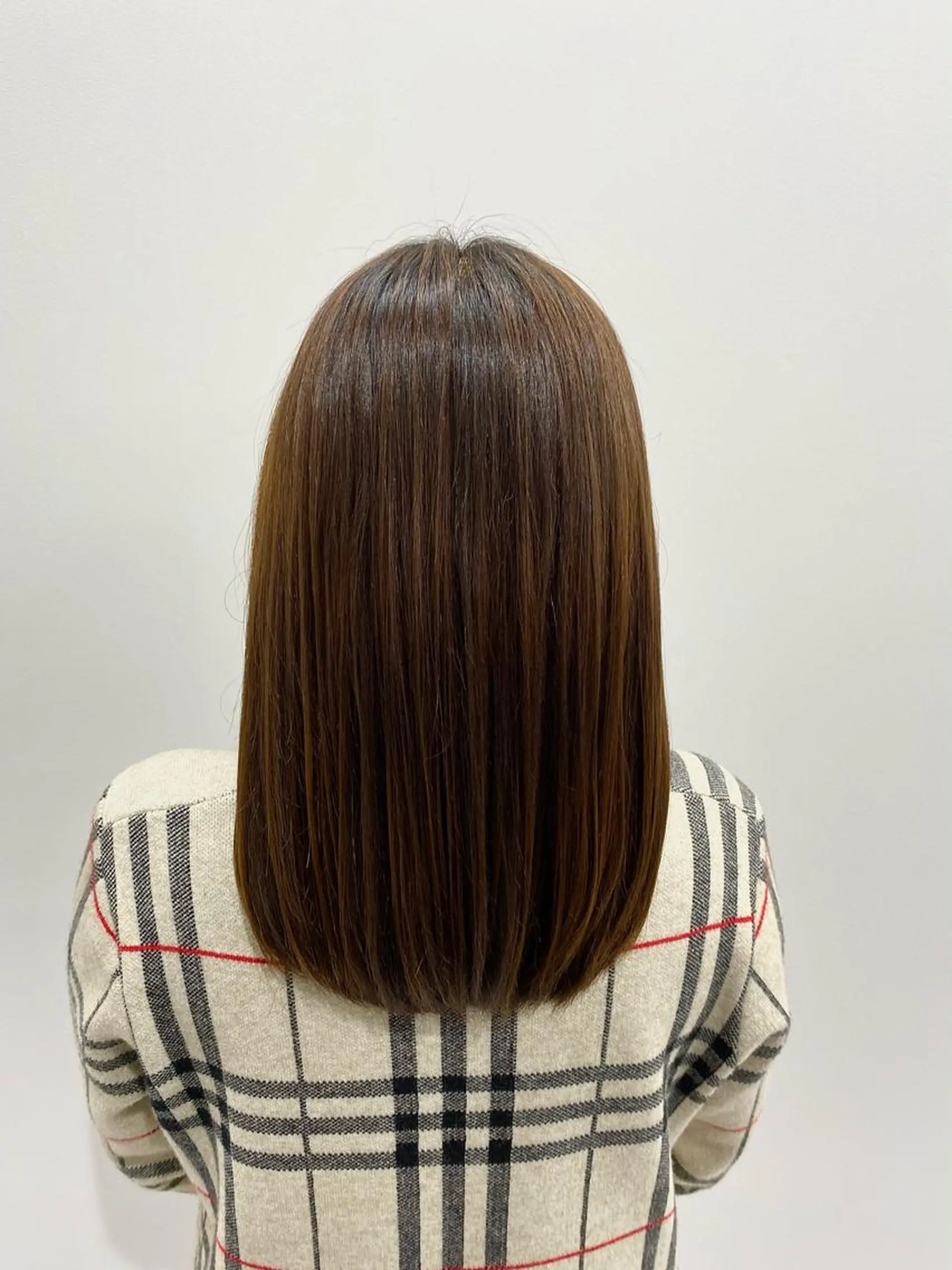 セミロング カット 縮毛矯正 三戸 修平のヘアスタイル