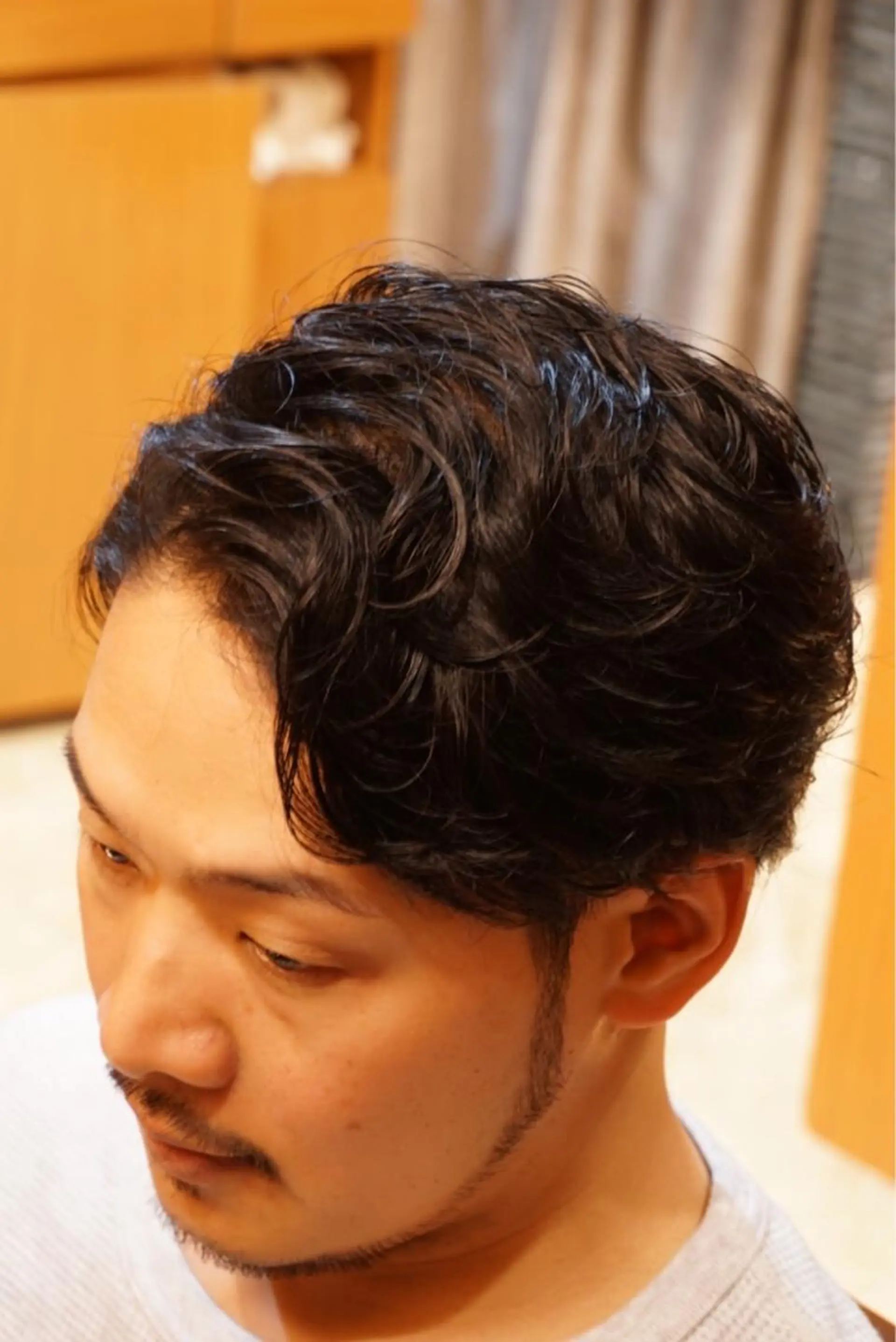 ミディアム パーマ ミディアムパーマ 銀座 shinoのエステ・リラクイメージ